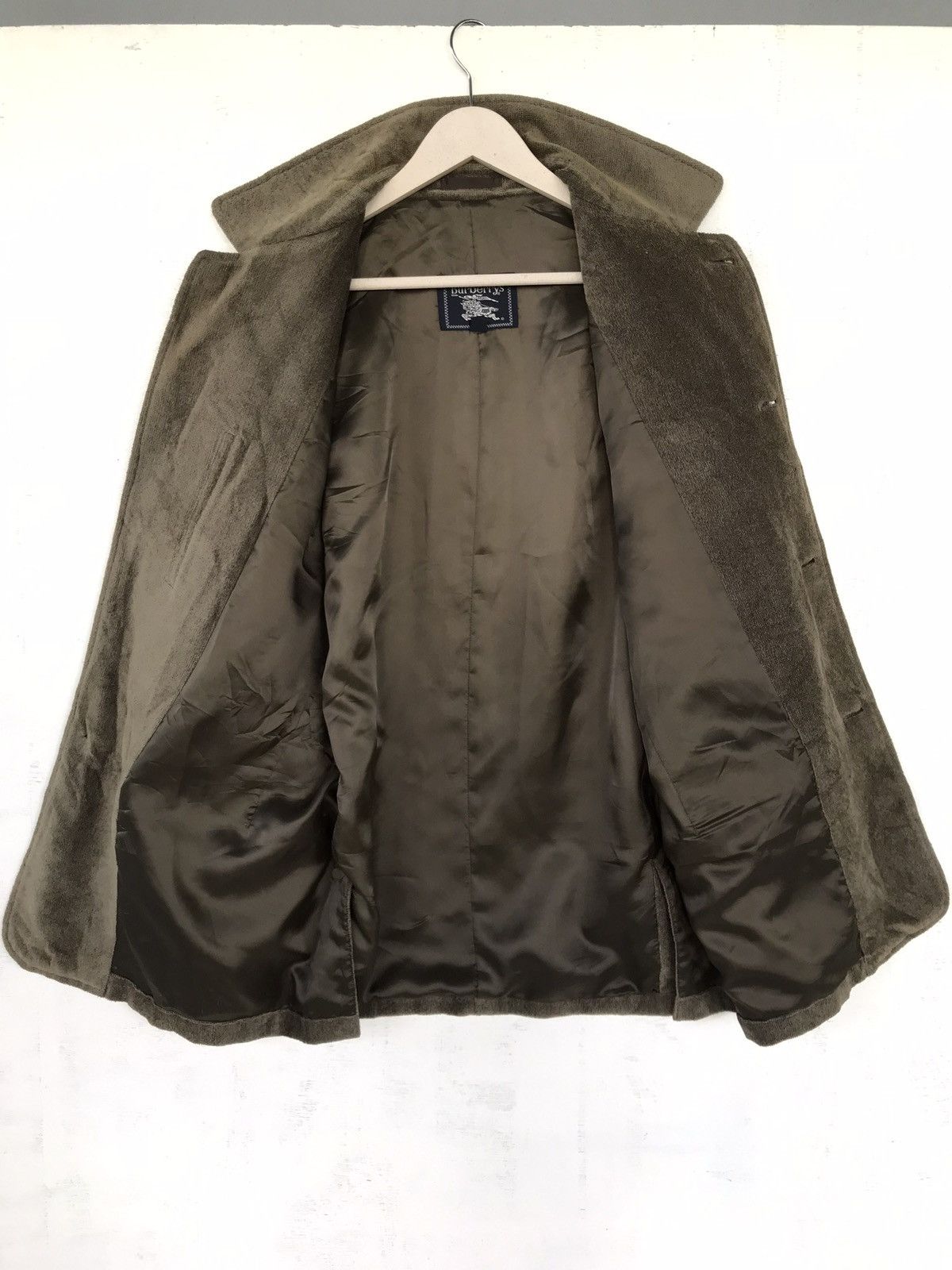 Burberry × Velvet × Vintage Vintage Burberrys Velvet Jacket made in Japan Size US M / EU 48-50 / 2 - 3 Thumbnail