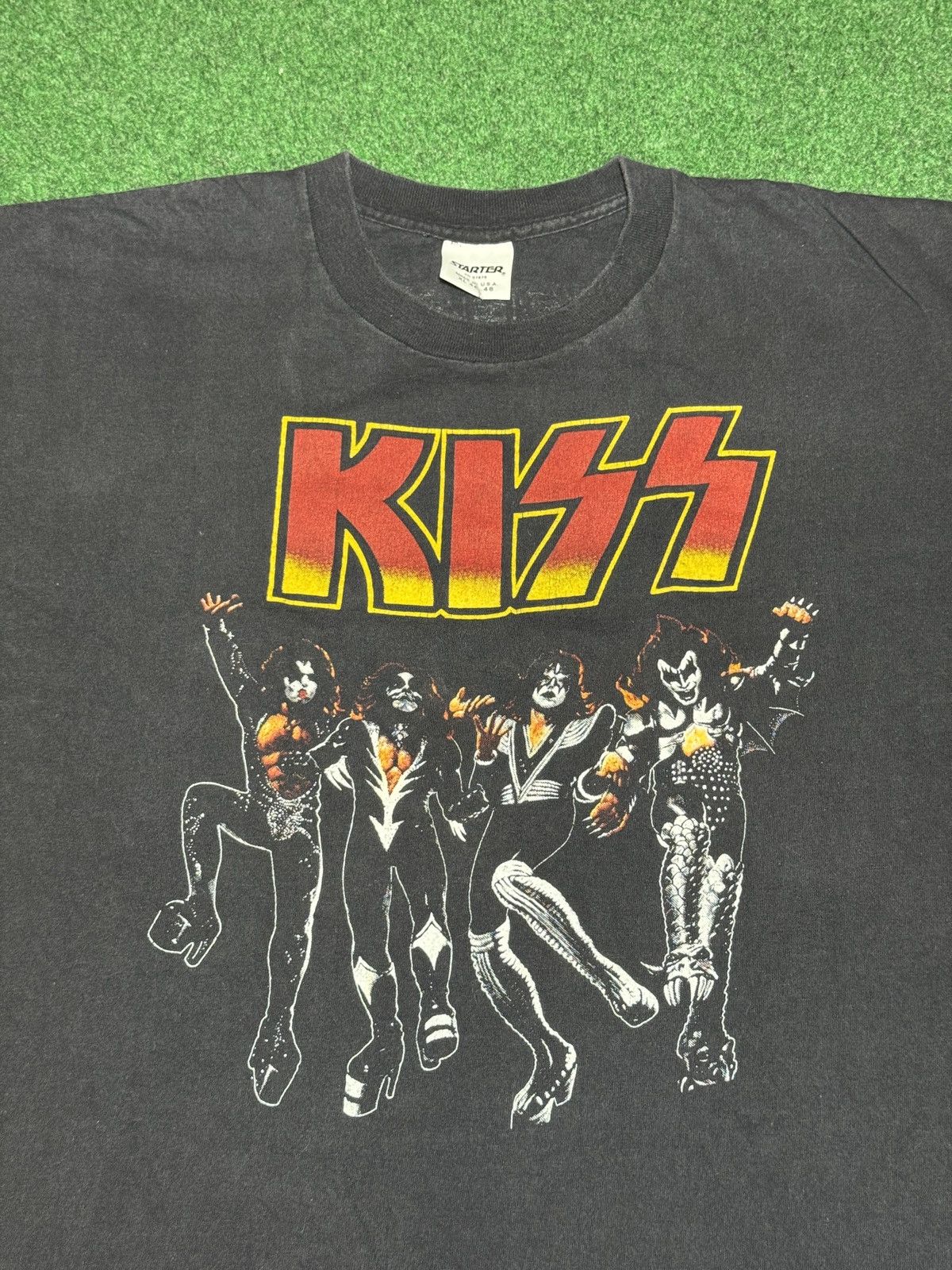 Band Tees Vintage 90s Boxy Kiss Concert Band XL RARE T Shirt Size US L / EU 52-54 / 3 - 2 Thumbnail
