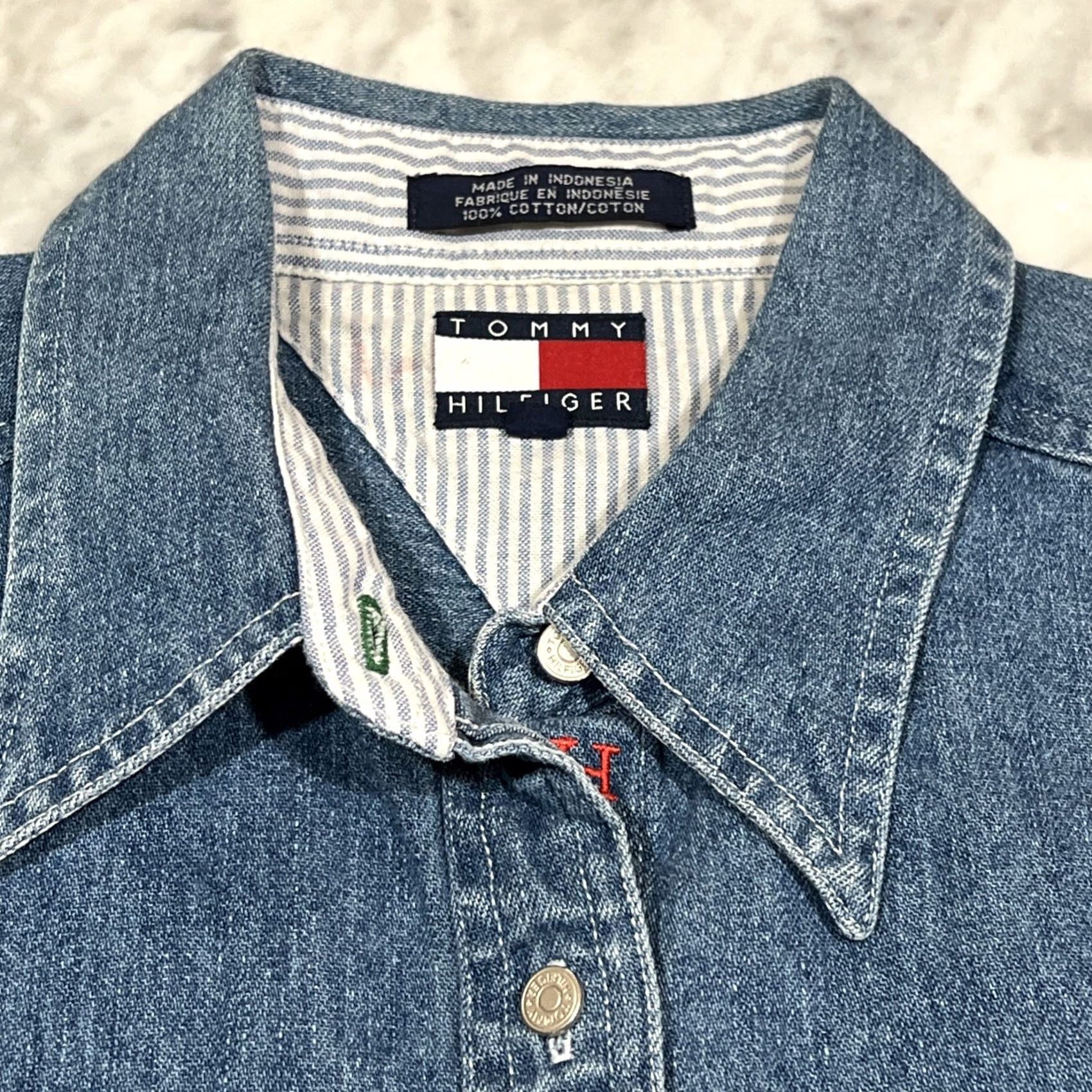 Tommy Hilfiger Tommy Hilfiger Shirt Women 10 Blue Denim Button Up Cap Sleeves Size L / US 10 / IT 46 - 4 Thumbnail