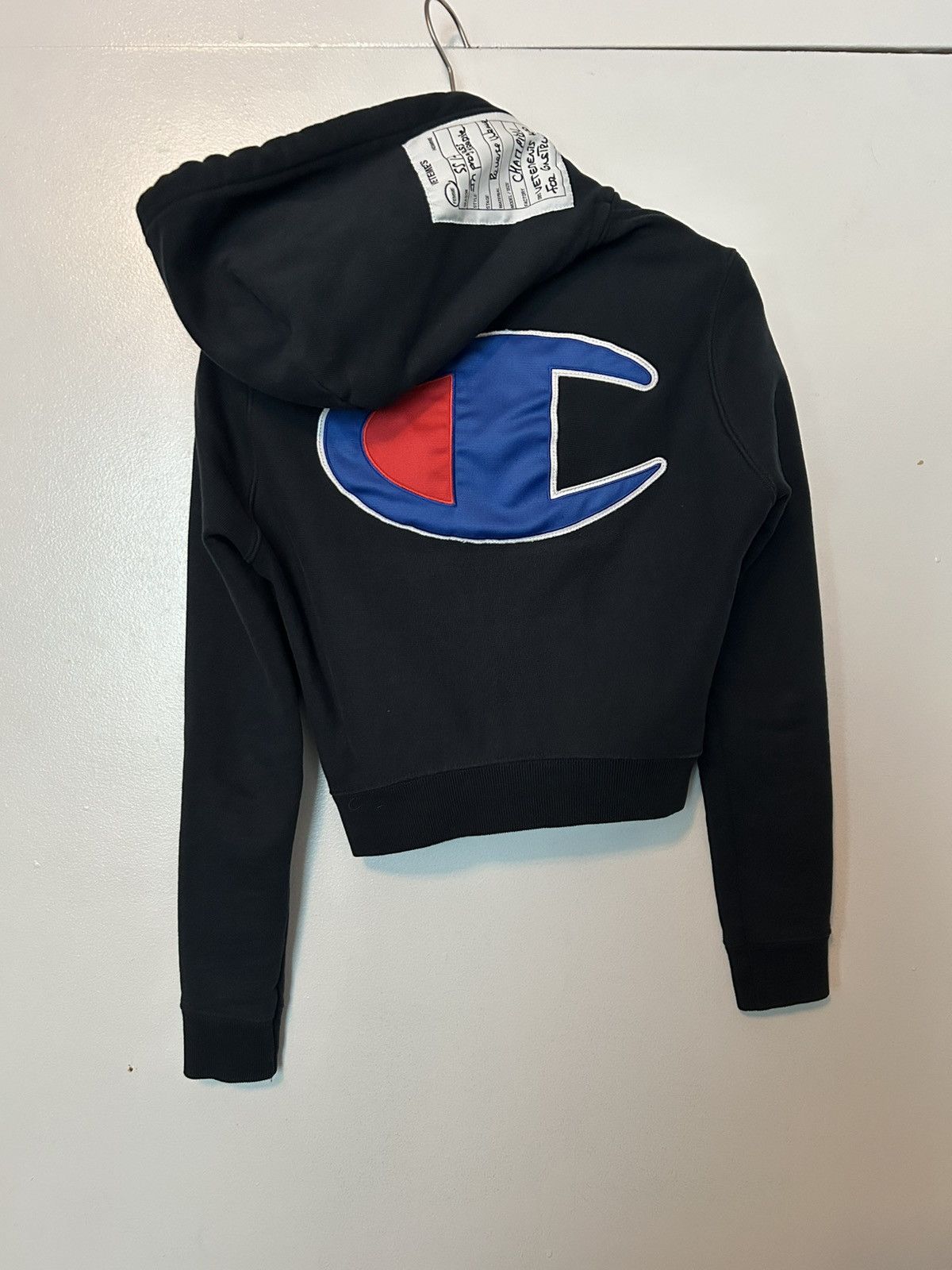 Vetements Vetements Champion Shrunken Hoodie Size S / US 4 / IT 40 - 1 Thumbnail