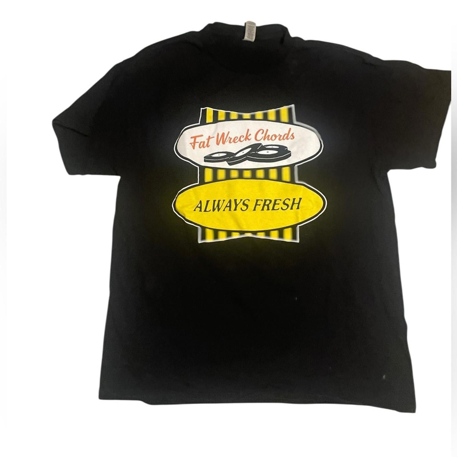 Other Fat Wreck Chords “Always Fresh” Graphic Tee Size: Large Size US L / EU 52-54 / 3 - 1 Preview