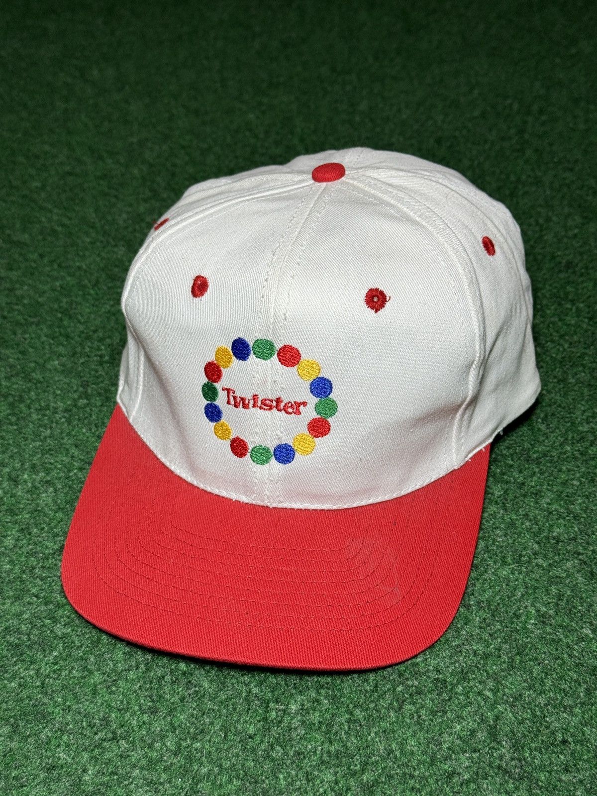 Vintage Vintage Twister 80s 90s Retro Board Game Promo Snapback Hat Size ONE SIZE - 1 Thumbnail