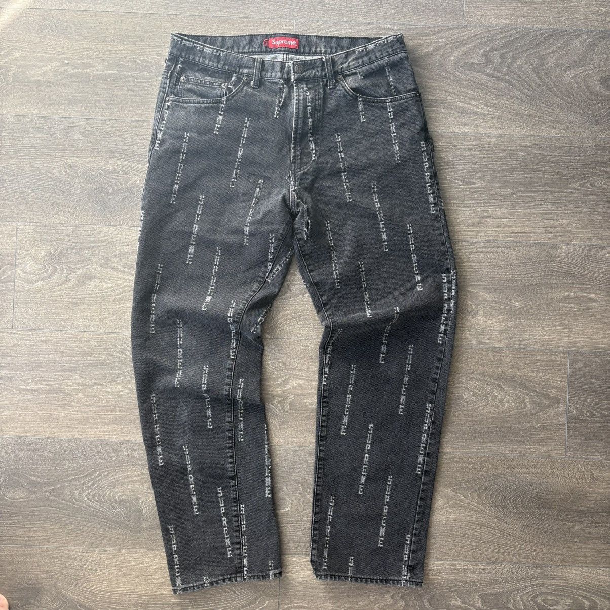 Supreme Supreme distressed all over logo jeans Size US 32 / EU 48 - 1 Thumbnail