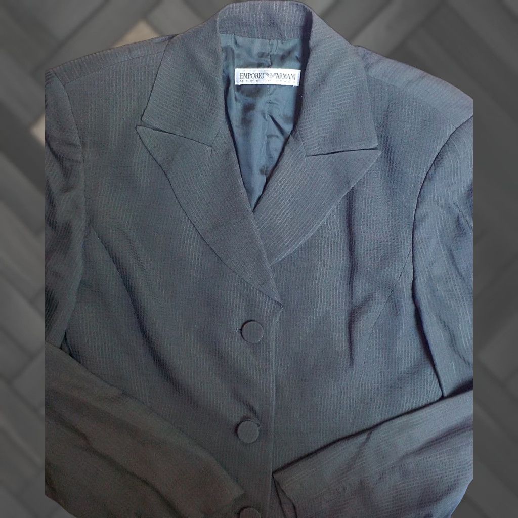 Emporio Armani Emporio Armani by Giorgio Armani Lightweight Rayon Blazer Gray Sz: 42 US: 6 Blazer Women Regular XS? (Note: original size info: Sz:42 US:6, Size: 6) Size M / US 6-8 / IT 42-44 - 1 Thumbnail
