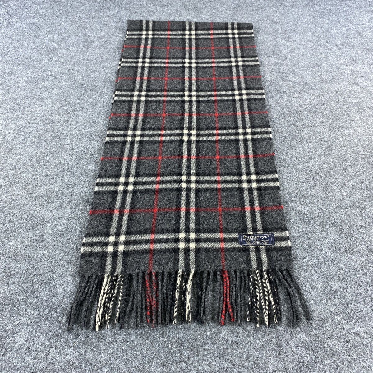 Burberry Burberrys Scarf # D599 # Muffler # Neckwear Size ONE SIZE - 1 Thumbnail