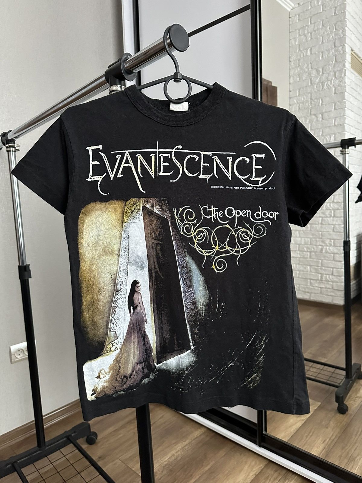 Band Tees 2006 Evanescence The Open Door Vintage Band T-Shirt Tee Size US S / EU 44-46 / 1 - 1 Thumbnail