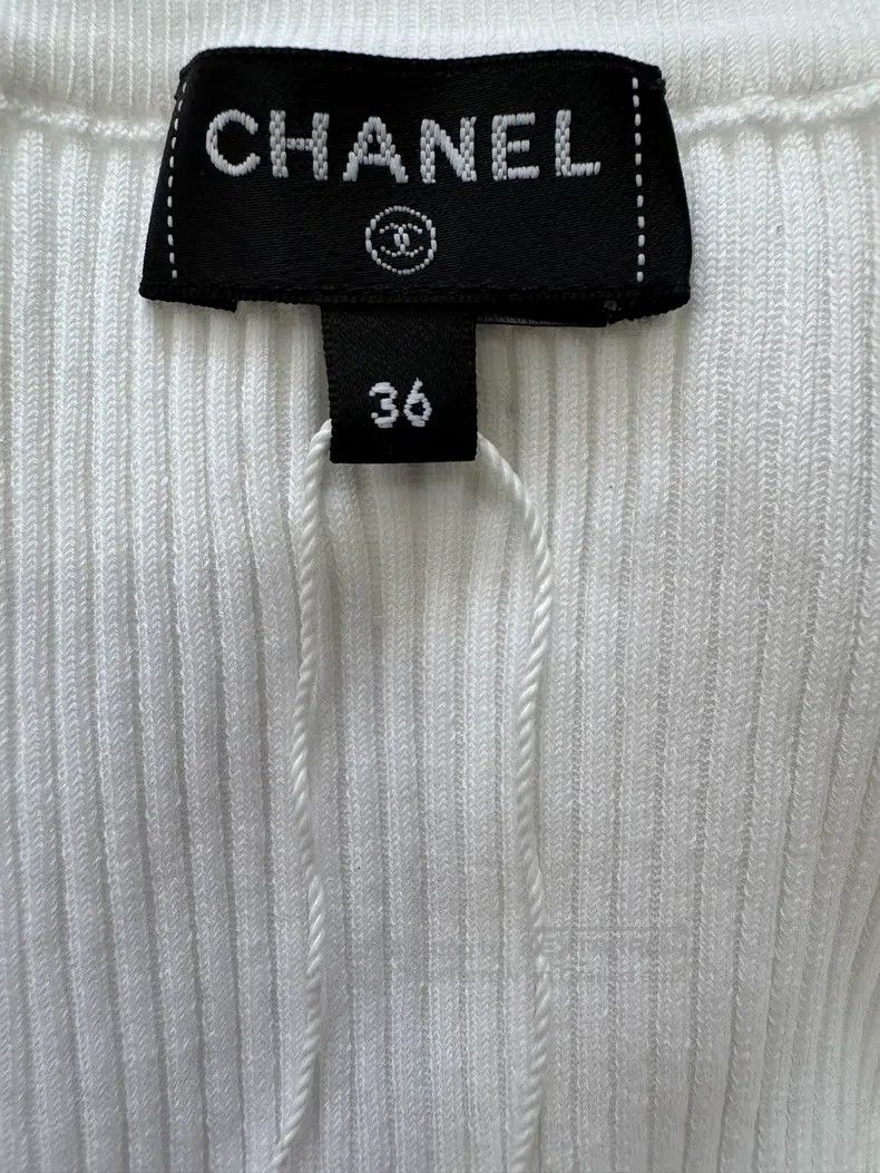 Chanel Chanel White love knitted suspender vest Size XS / US 0-2 / IT 36-38 - 4 Thumbnail