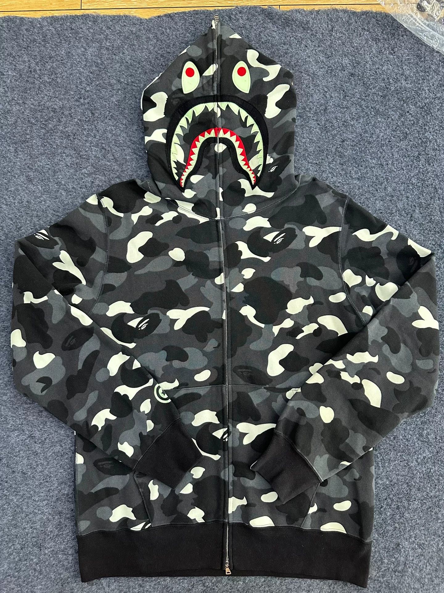Bape Bape Multi Shark Sweatshirt Pullover Size US XL / EU 56 / 4 - 1 Thumbnail