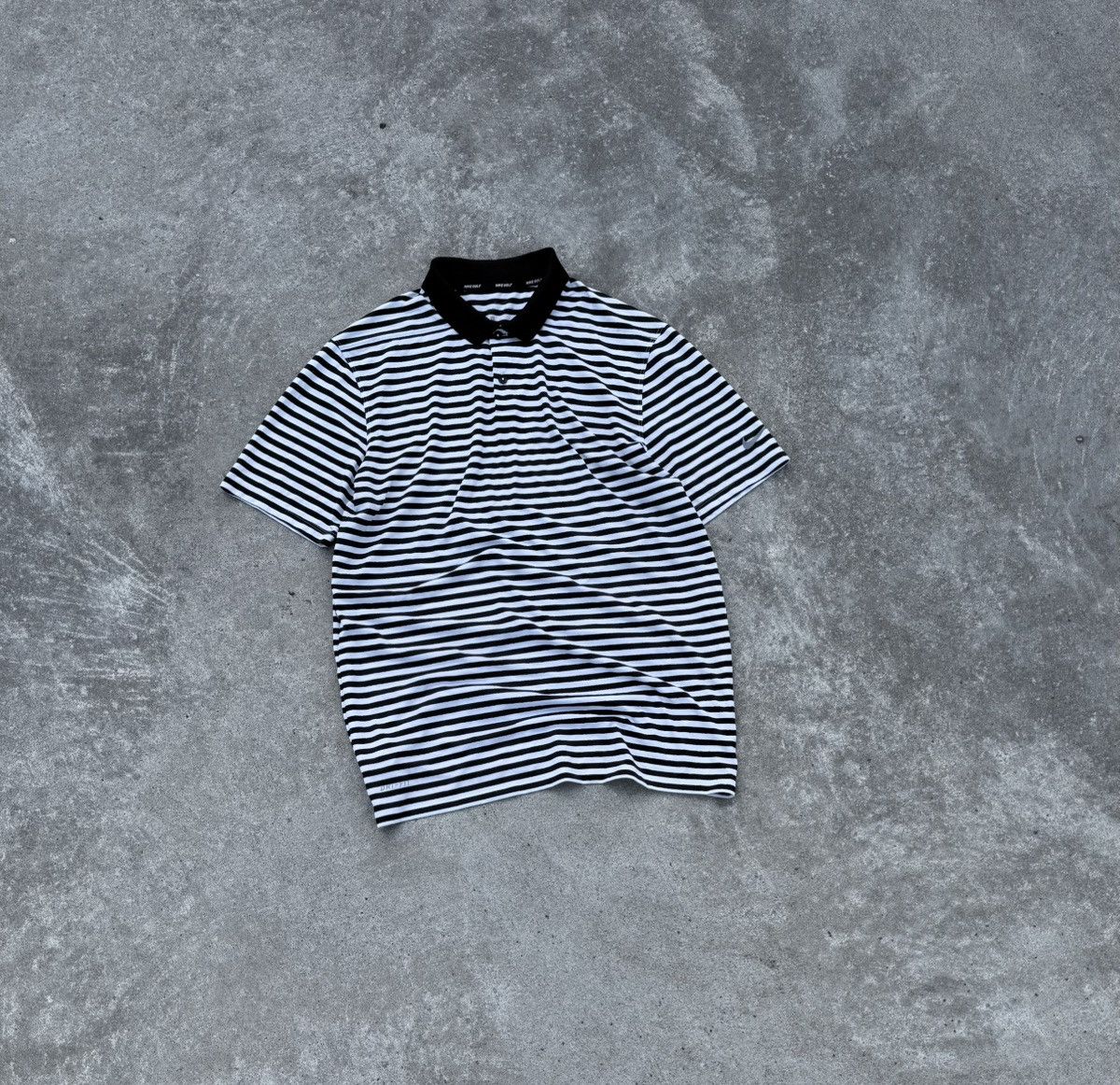 Other Vintage Nike Y2K avantgarde streetwear t-shirt Size US L / EU 52-54 / 3 - 1 Thumbnail