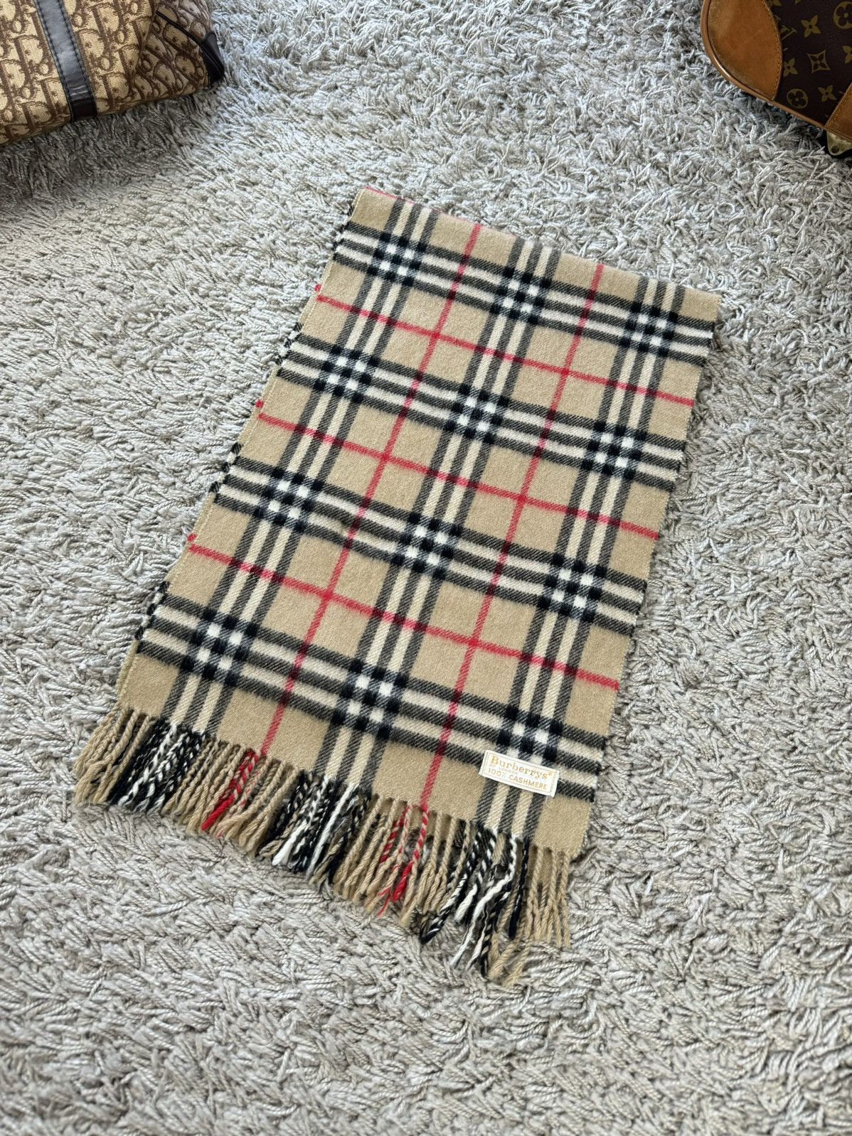 Vintage cashmere scarf Burberry’s 90s original luxury item
