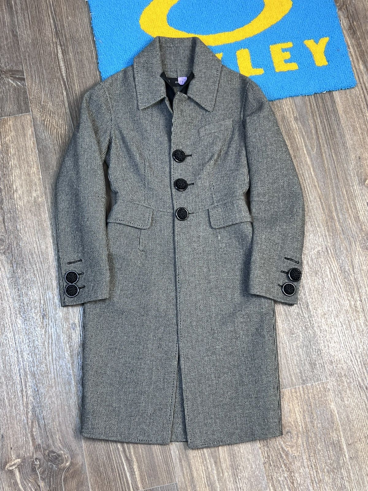 Dsquared2 × Vintage Dsquared2 Wool Checked Gray Coat Jacket with Leather details Size S / US 4 / IT 40 - 1 Thumbnail