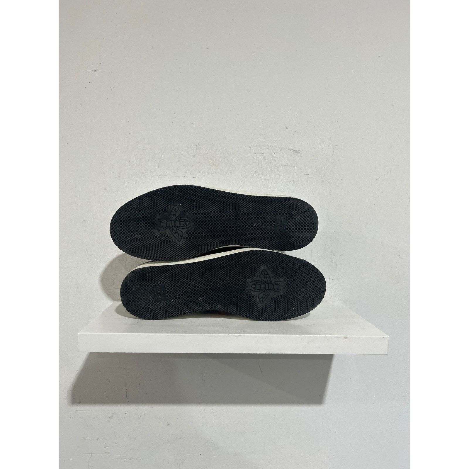 Gucci GUCCI SCREENER BLACK/WHITE LOW TOP SNEAKER SIZE 8.5 PREOWNED Size US 8.5 / EU 41-42 - 9 Thumbnail