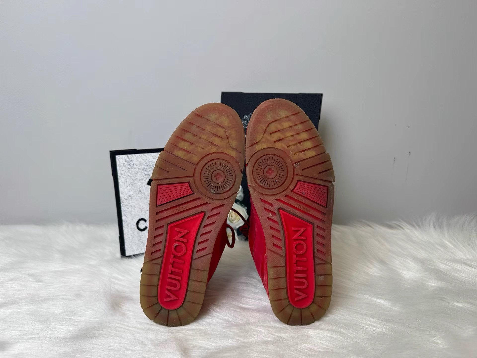 Louis Vuitton Louis Vuitton Trainer Red Suede Sneakers K36 Size US 8 / EU 41 - 4 Thumbnail