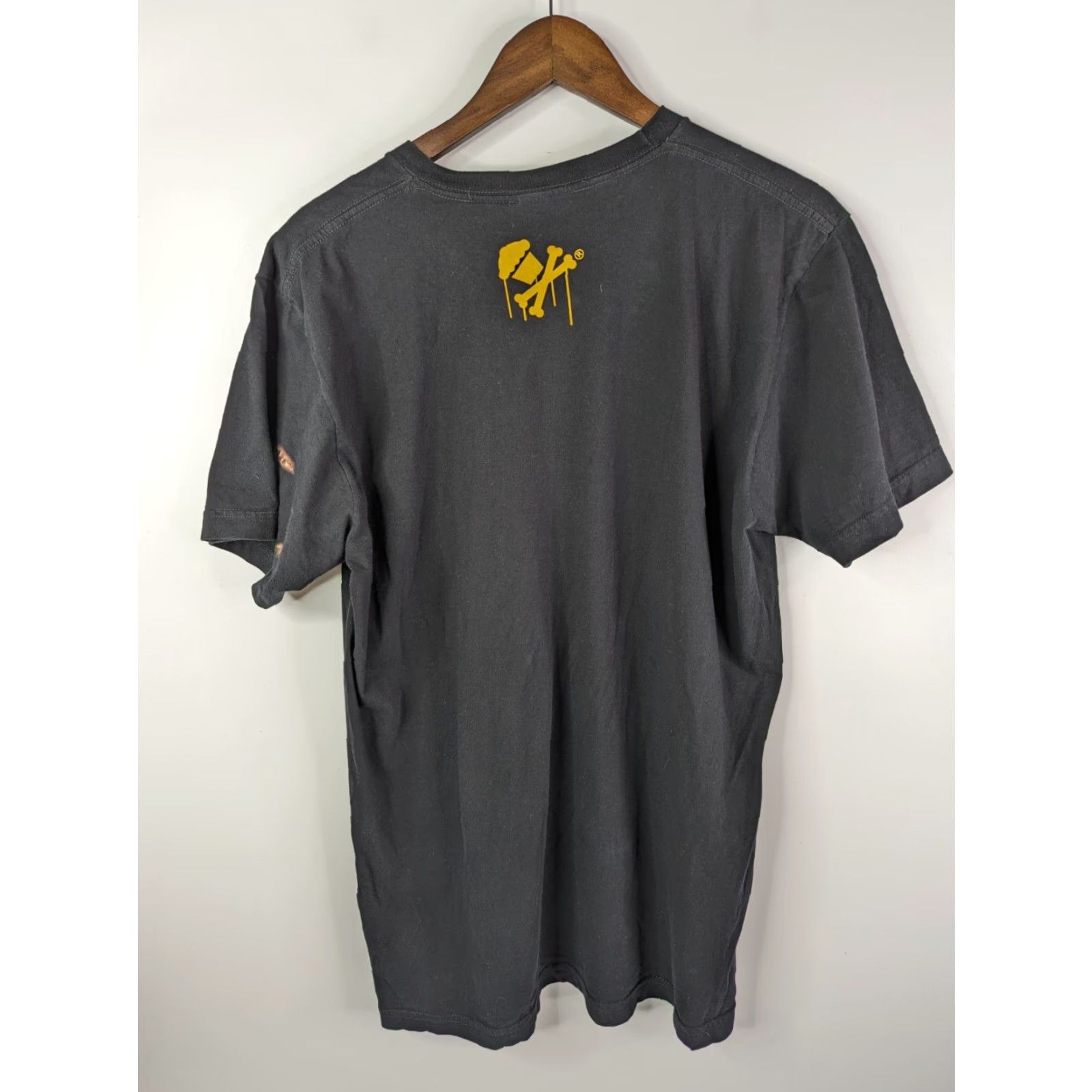 Johnny Cupcakes Johnny Cupcakes Tee Black Mens Large L Graffiti Shirt Basic Tee Limited Size Large (Defect) Size US L / EU 52-54 / 3 - 4 Thumbnail