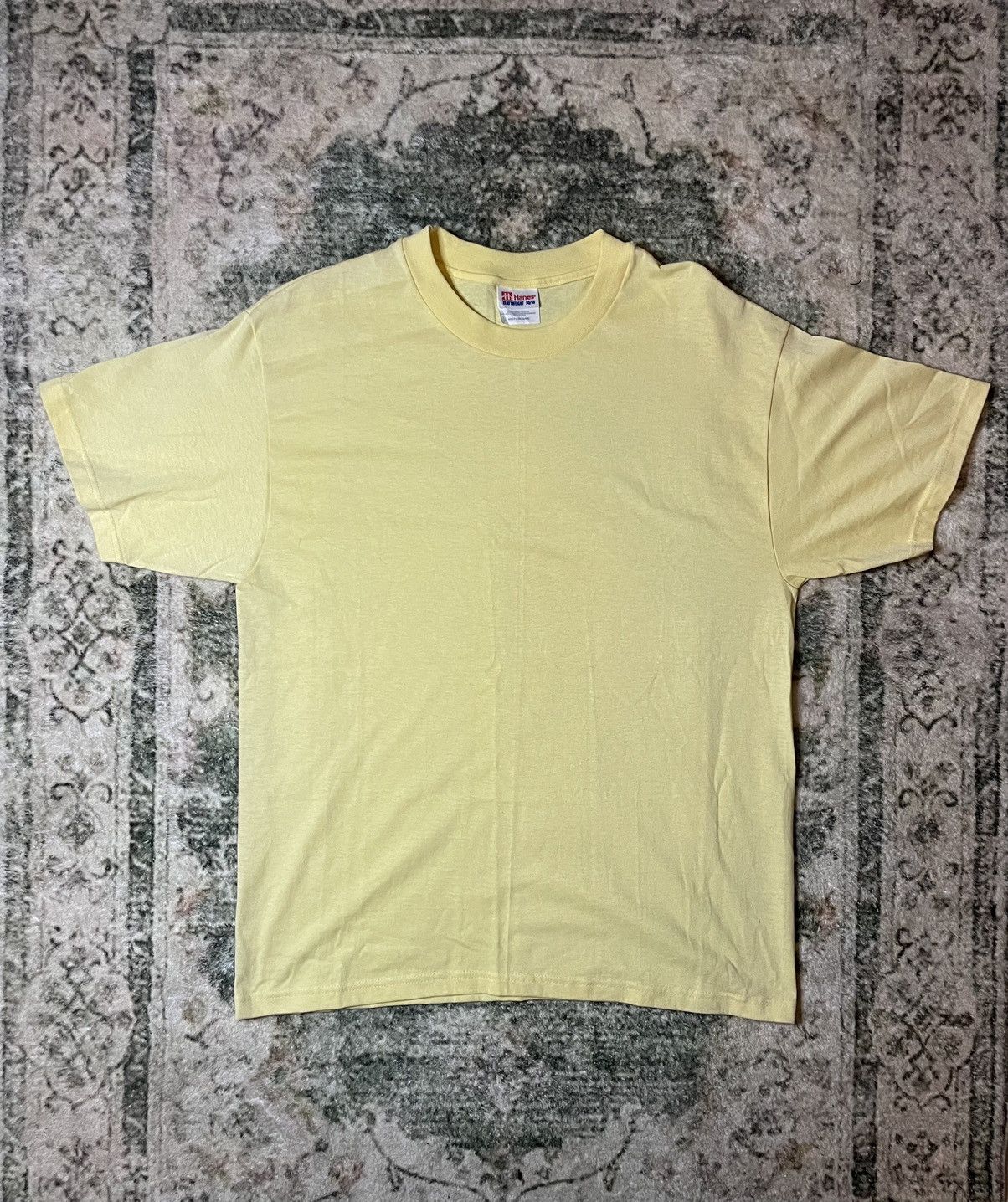 Vintage 1993 Hanes t-shirt Size US L / EU 52-54 / 3 - 1 Thumbnail