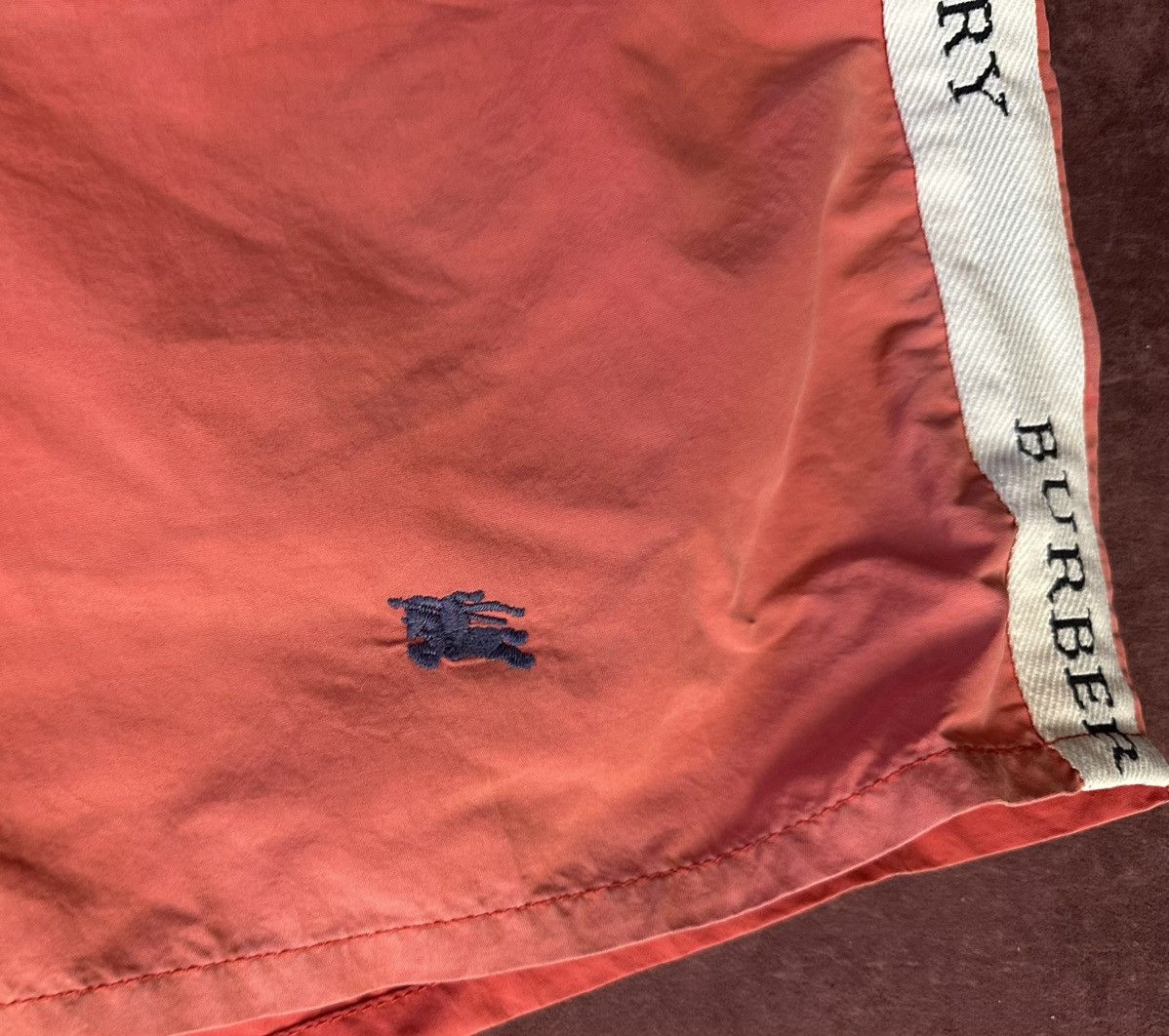 Burberry Burberry shorts size 2XL red vintage Size US 42 / EU 58 - 3 Thumbnail