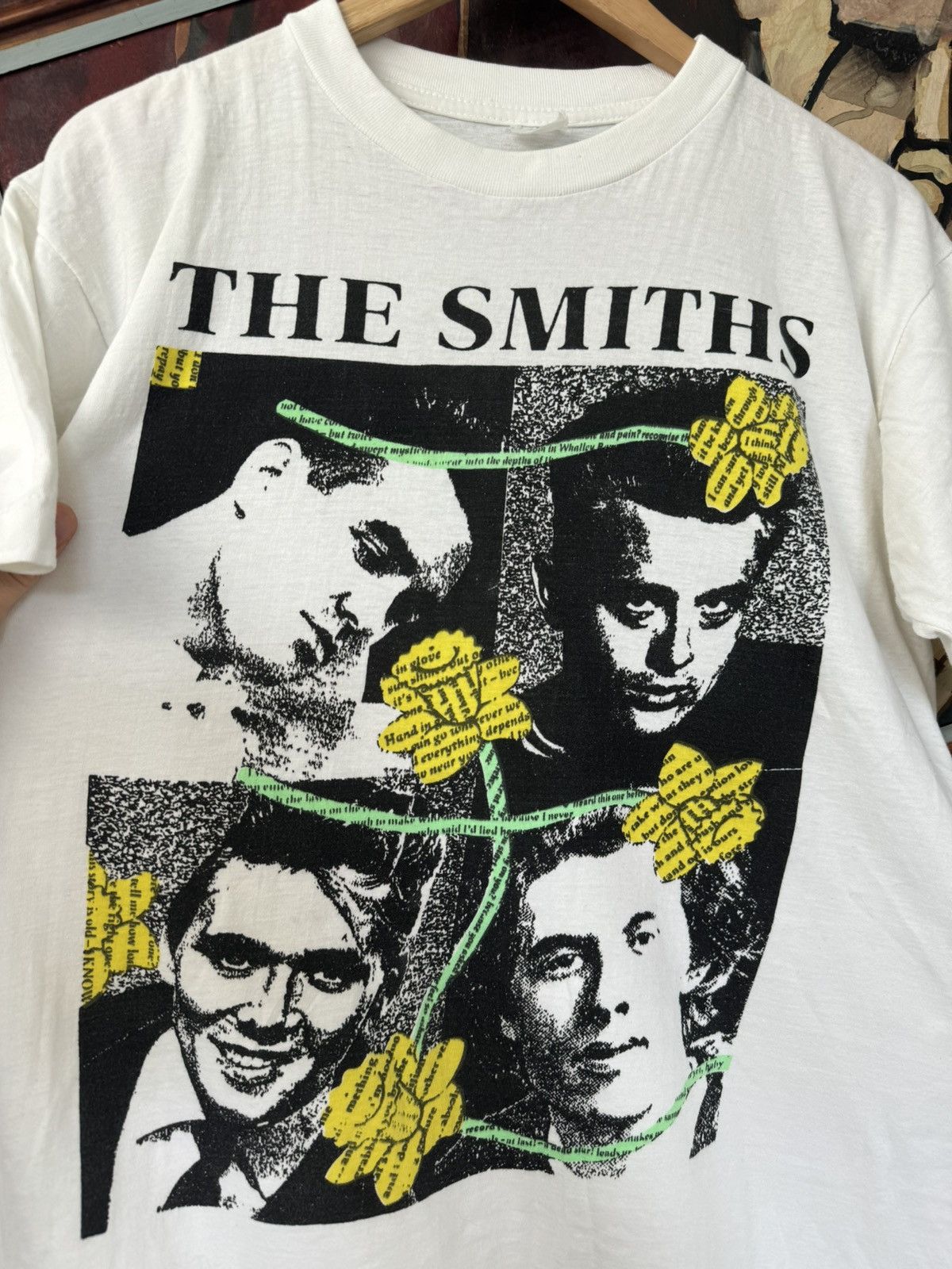Band Tees Vintage 80s The Smiths Rock Band Tee Rare Print Daffodils Size US L / EU 52-54 / 3 - 3 Thumbnail