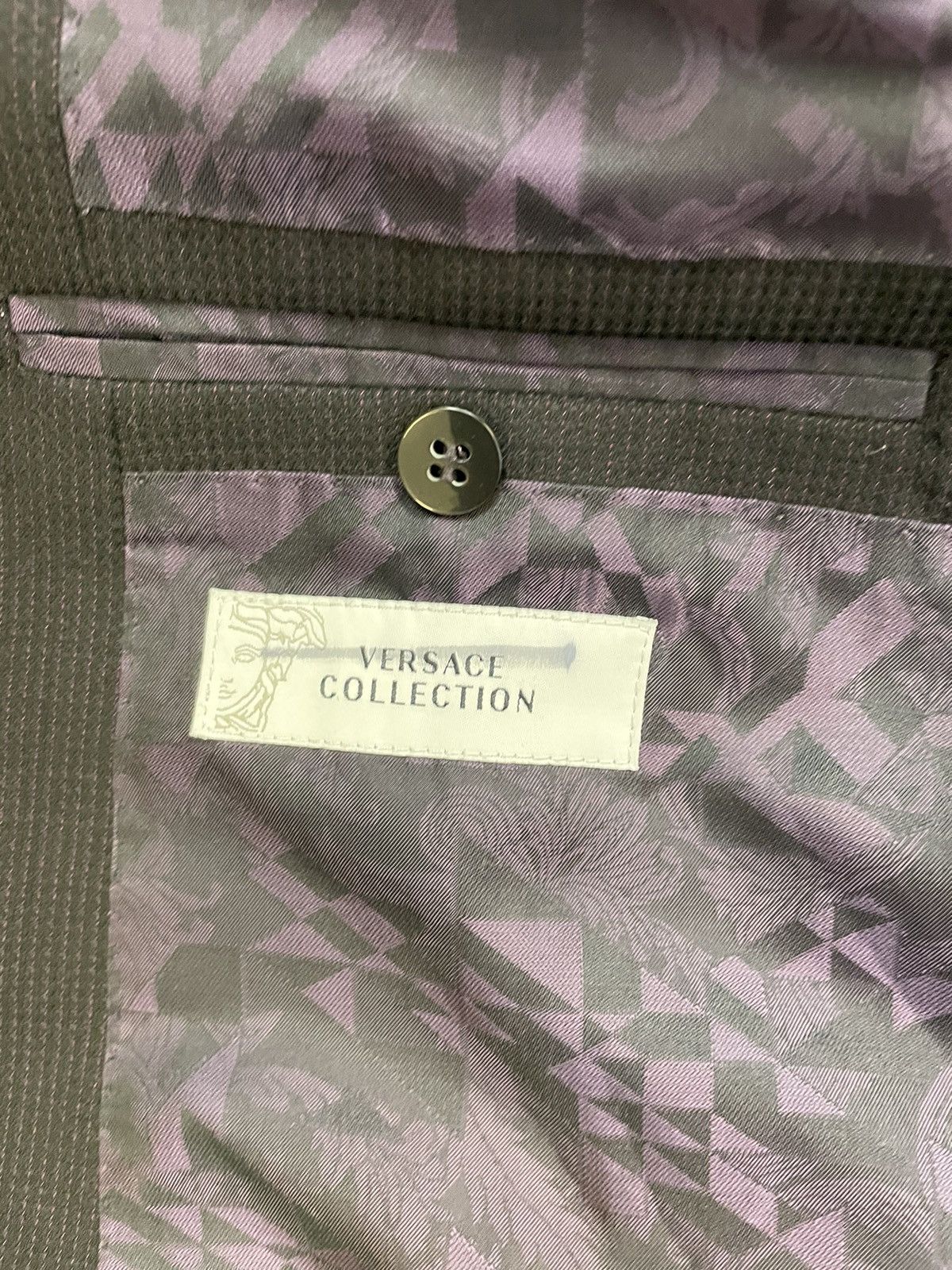 Versace Textured Peak Lapel 2-Button Suit Size 42R - 12 Thumbnail