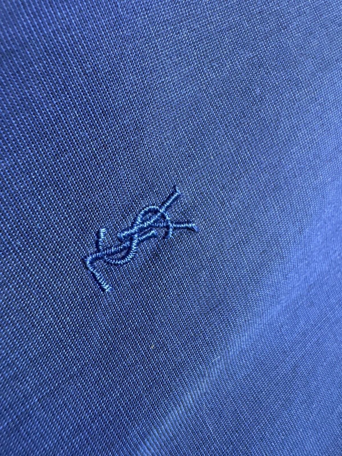 Yves Saint Laurent Yves Saint Laurent YSL Luxury Button Up Shirt Blue Size US L / EU 52-54 / 3 - 5 Thumbnail
