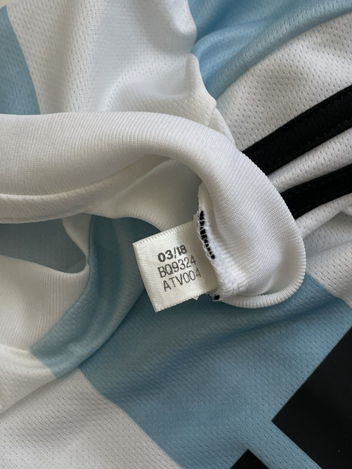 Adidas ARGENTINA ADIDAS 2018 WC FOOTBALL HOME JERSEY #10 MESSI Size US L / EU 52-54 / 3 - 5 Thumbnail