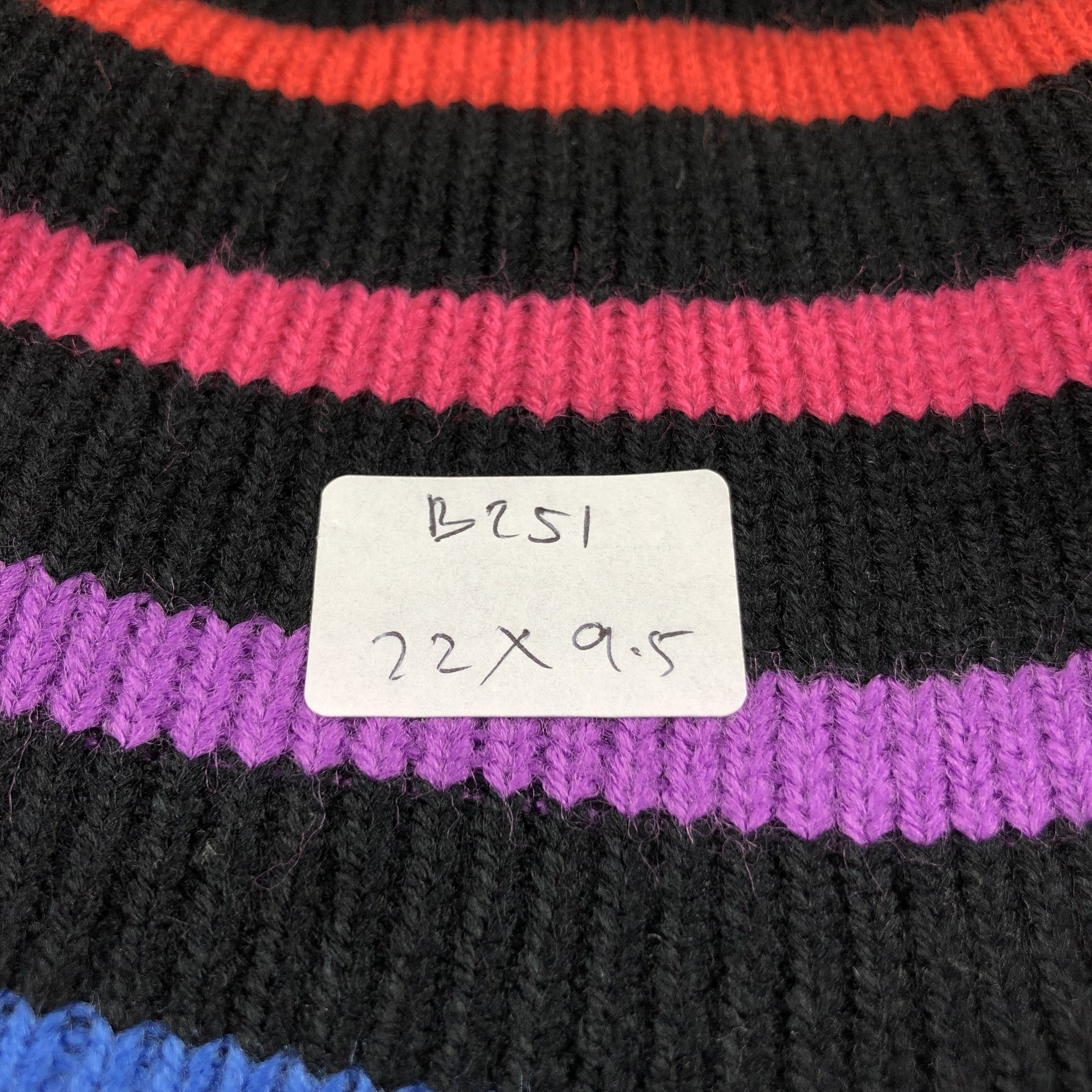 Vintage Kis-My-Ft2 Rainbow Stripe Knit Pompom Beanie Hat B251 Size ONE SIZE - 7 Thumbnail