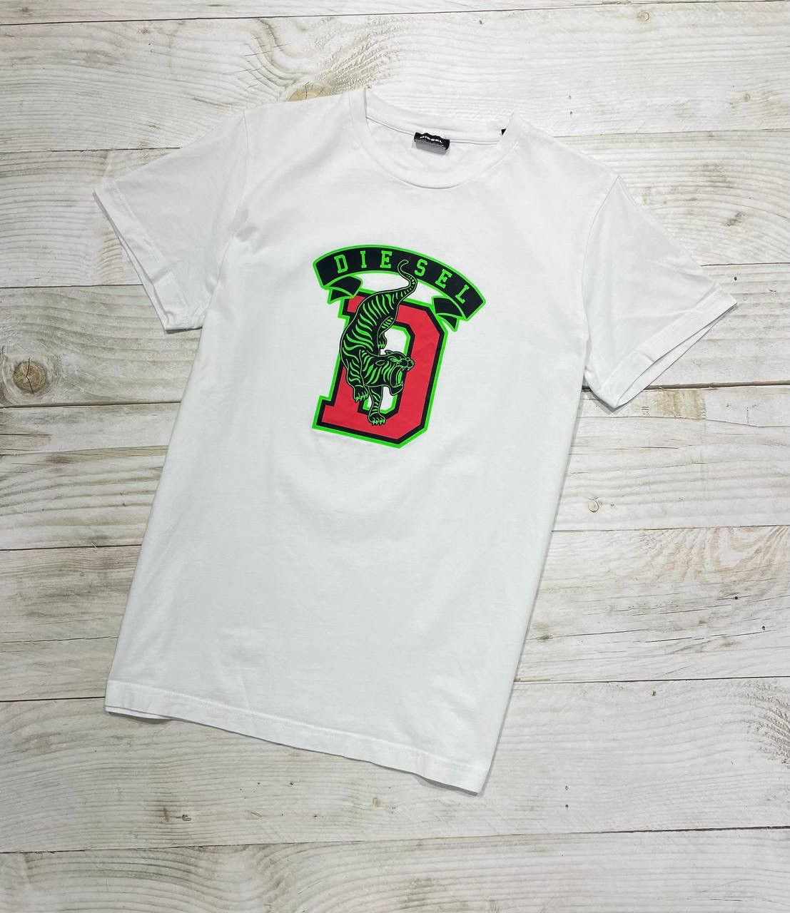 Diesel Vintage Diesel T-Shirt Tiger Big Logo Y2K Size US S / EU 44-46 / 1 - 1 Thumbnail