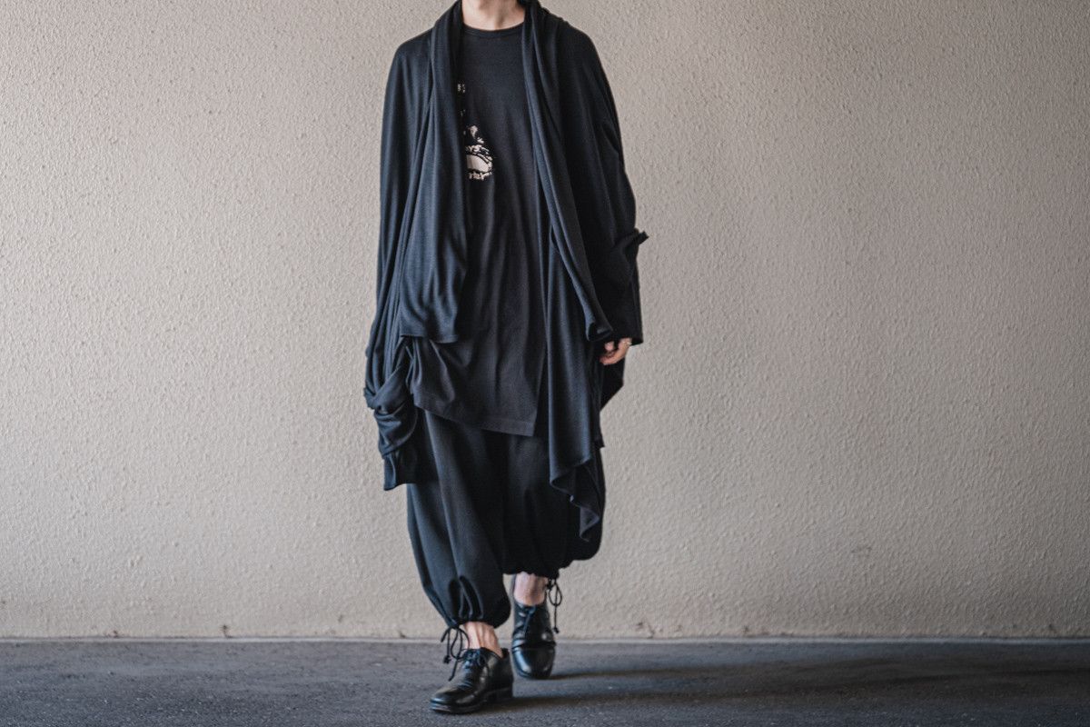 Yohji Yamamoto Yohji Yamamoto Pour Homme - WOOL SMOOTH SLEEVE CLAOK Size US S / EU 44-46 / 1 - 13 Thumbnail