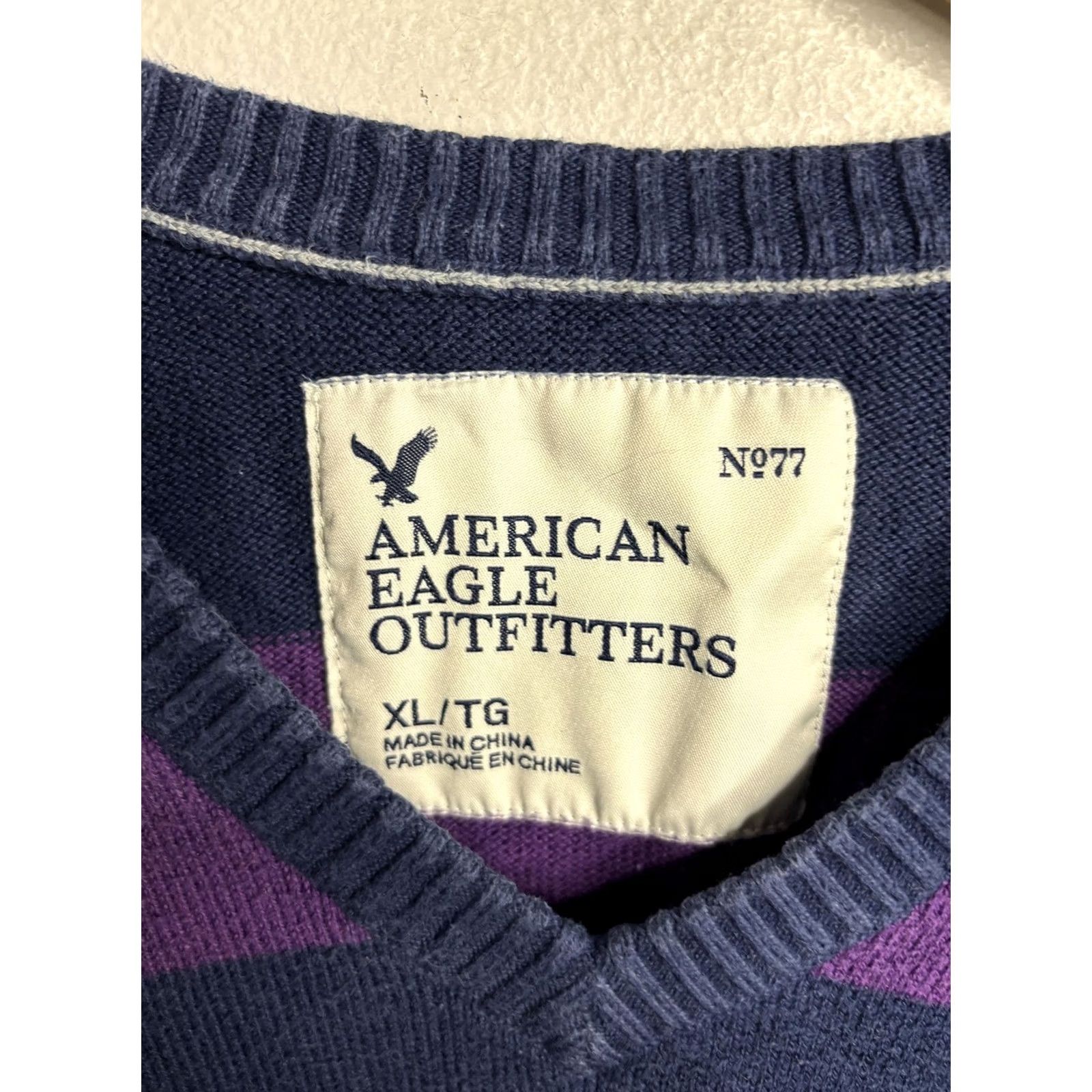 American Eagle Outfitters VINTAGE American Eagle Outfitters Sweater Mens XL Navy Purple Striped V Neck Pullover Size US XL / EU 56 / 4 - 4 Thumbnail