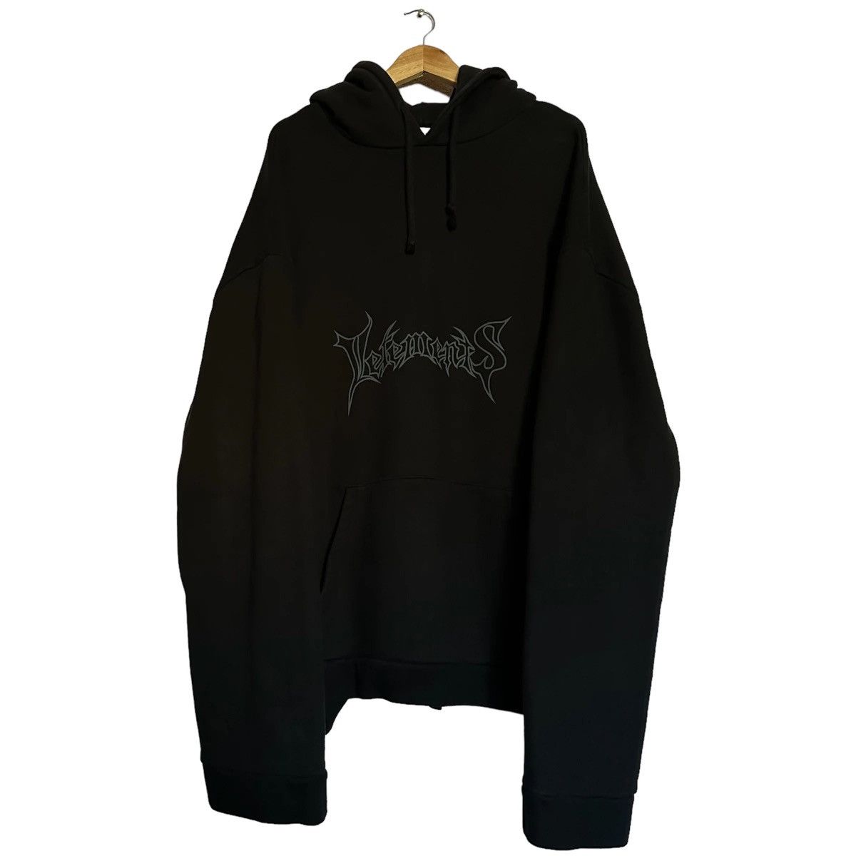 Vetements Vetements RUNWAY OG Metal Logo hoodie AW15 Size US L / EU 52-54 / 3 - 1 Thumbnail