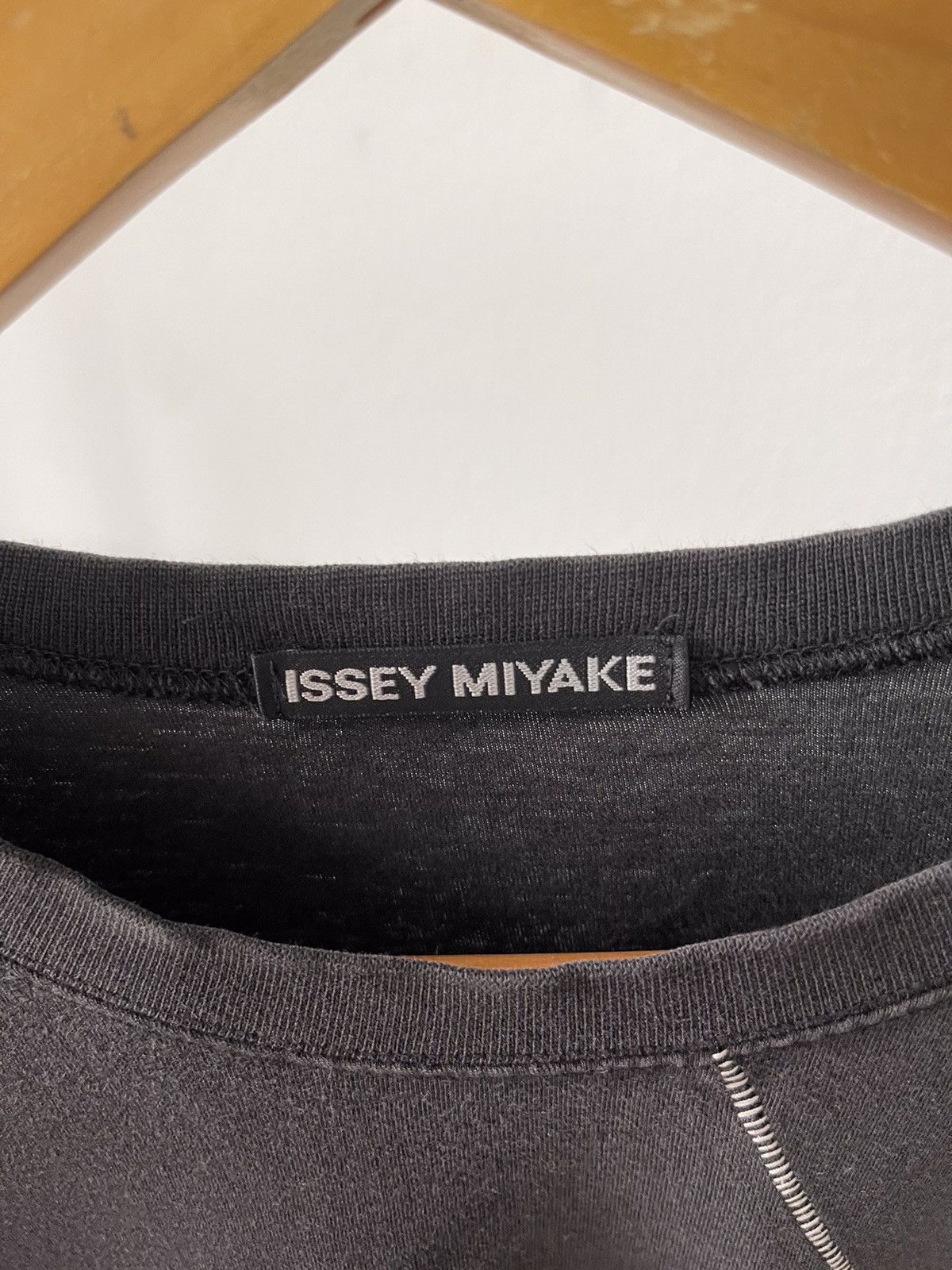 Issey Miyake 2000s Issey Miyake Chest Stitching Tee A1 Size US M / EU 48-50 / 2 - 10 Thumbnail