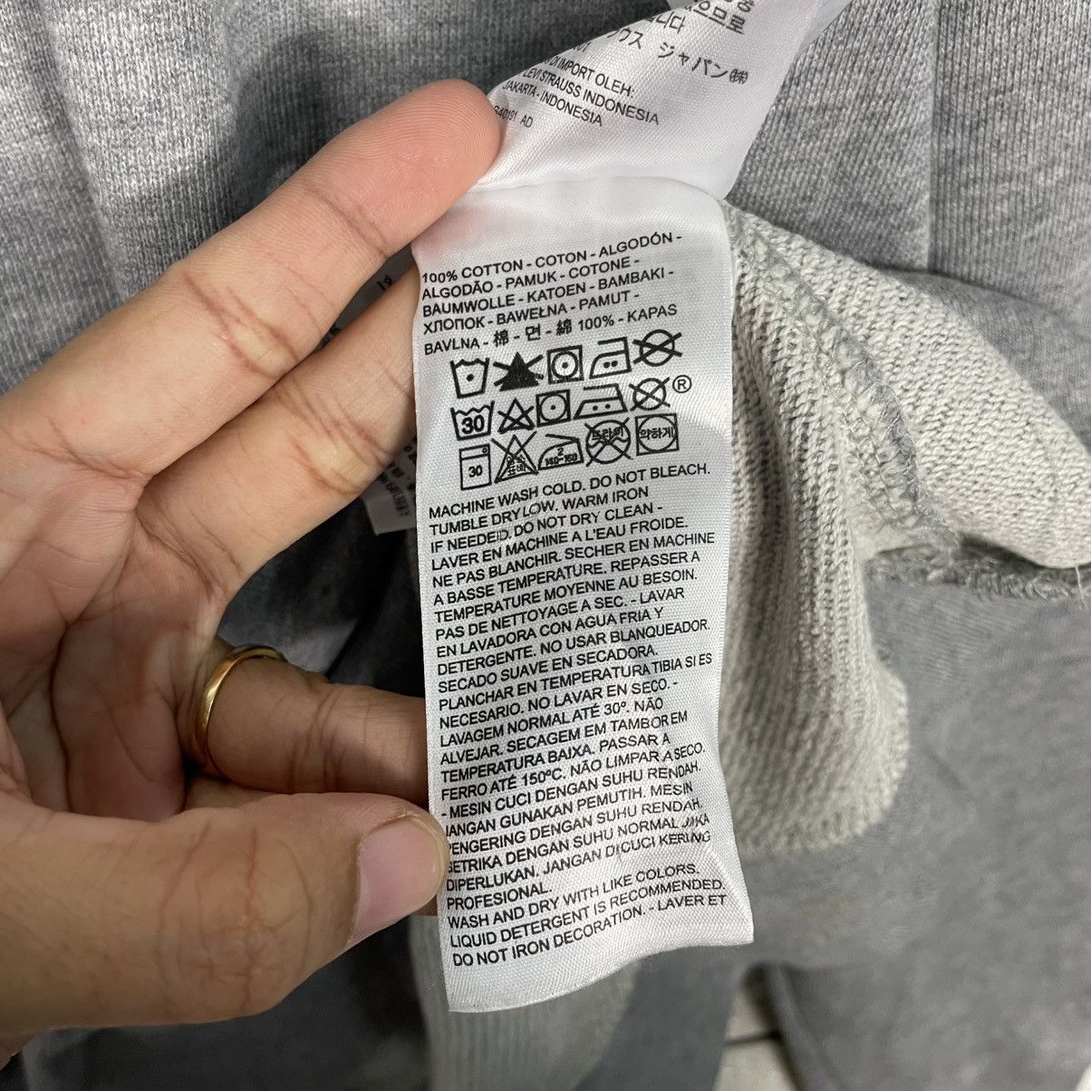 Levi's Levi's Big Logo Crewneck Sweatshirt Size US M / EU 48-50 / 2 - 15 Thumbnail