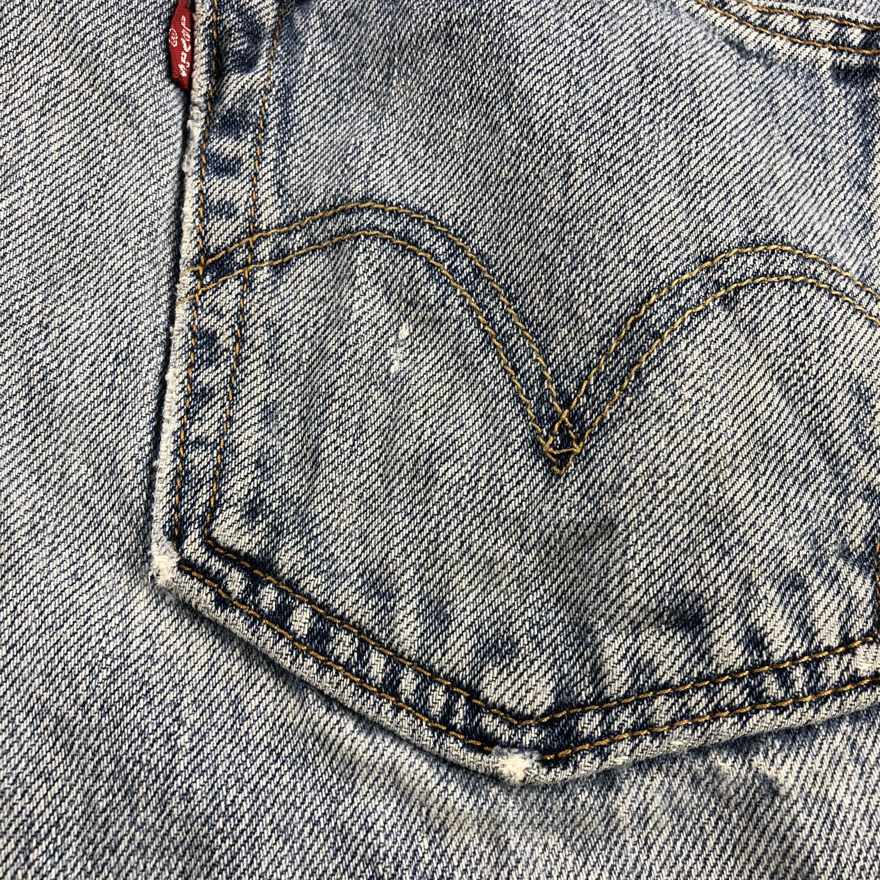 Levi's Vintage Levis 550 Jeans Distressed Denim KJ1112 Size US 34 / EU 50 - 8 Thumbnail