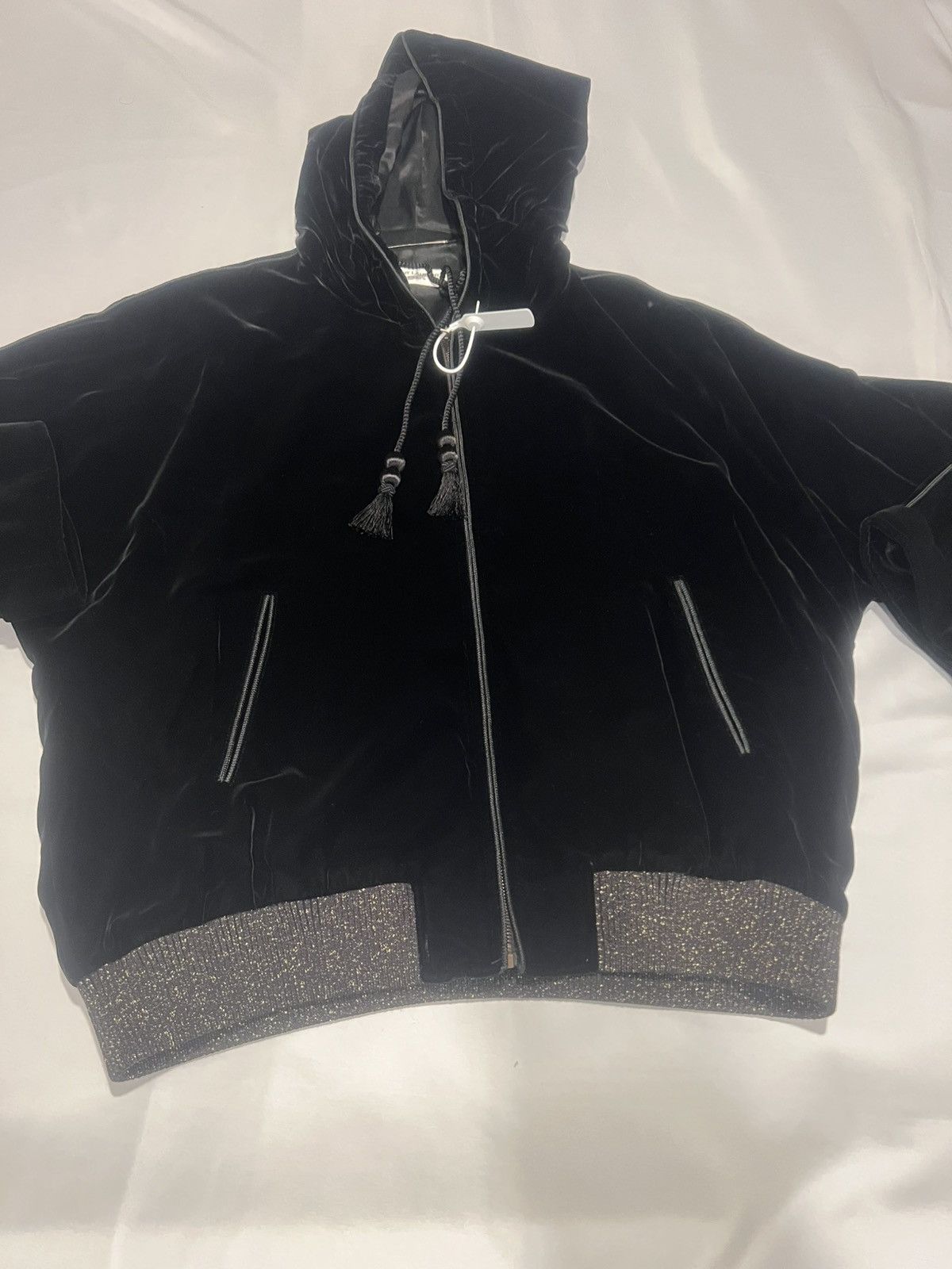 Saint Laurent Paris Saint Laurent velvet hoodie. 50/L. $3290 Size US M / EU 48-50 / 2 - 12 Thumbnail