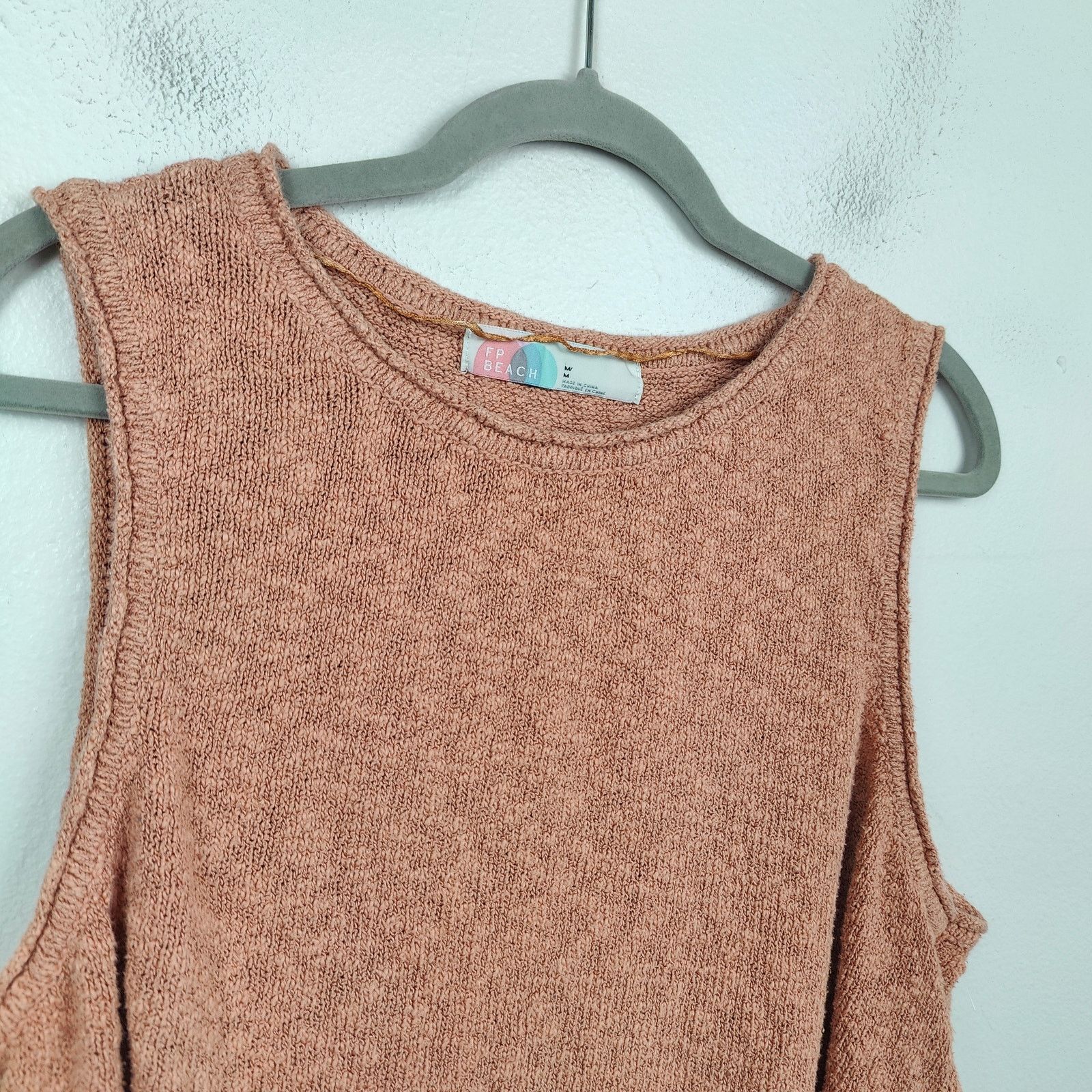 Free People Free People Beach Tank Top Womens Medium Tan Salmon Knit Size M / US 6-8 / IT 42-44 - 2 Thumbnail