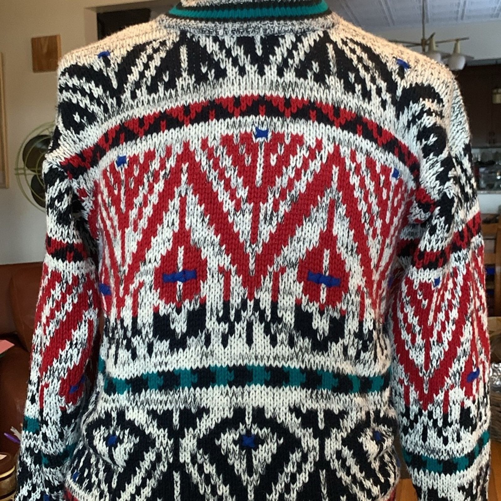 80's Botany 500 aztec tribal ethnic pullover sweater