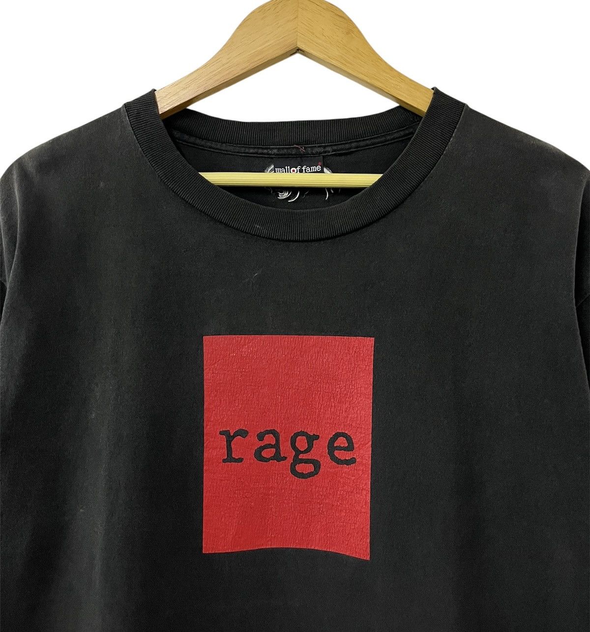 Band Tees VINTAGE RAGE AGAINST THE MACHINE GUERILLA RADIO BAND TSHIRT Size US L / EU 52-54 / 3 - 3 Thumbnail