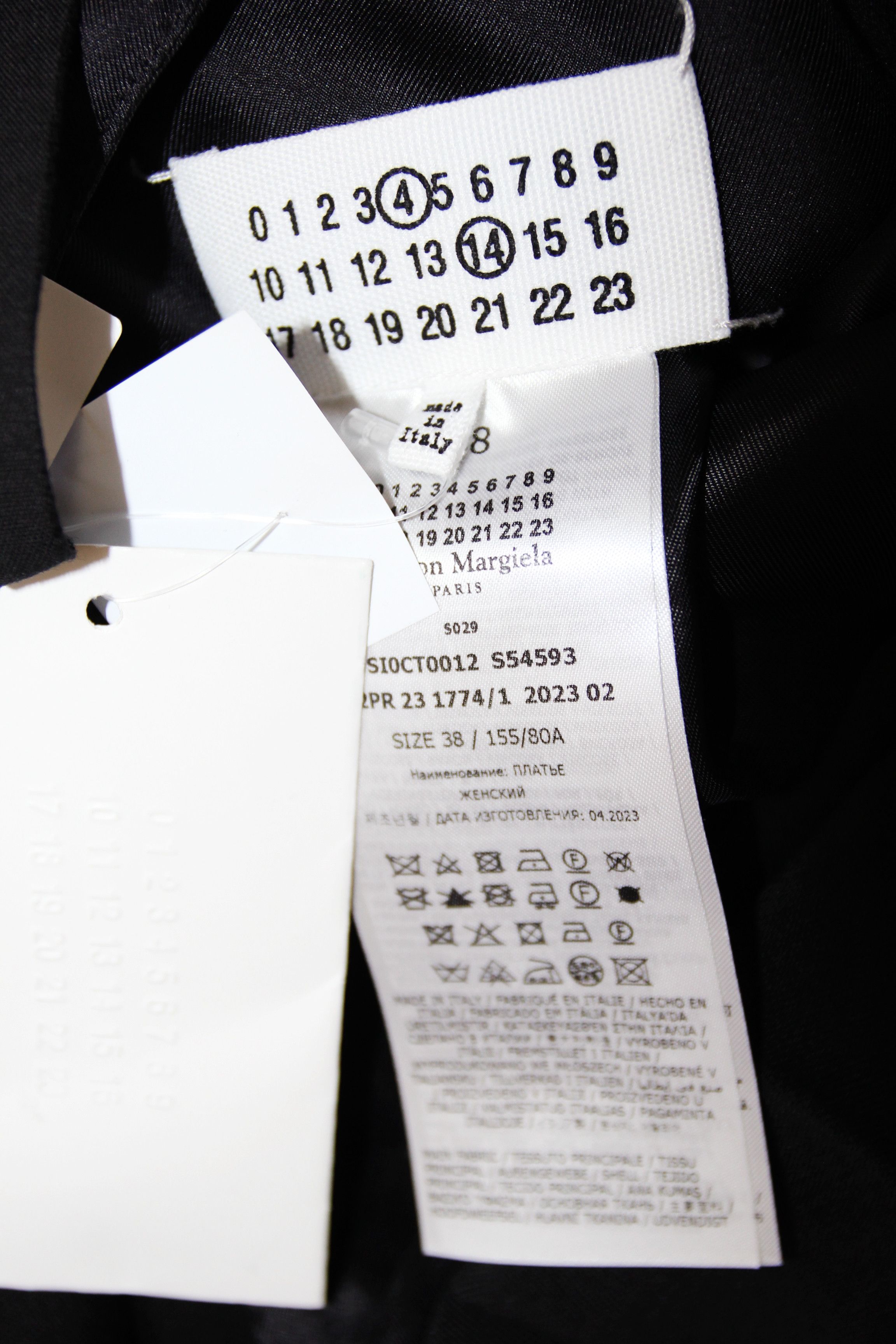 Maison Margiela BNWT AW23 MAISON MARGIELA REWORKED WOOL MID DRESS 38 Size XS / US 0-2 / IT 36-38 - 2 Thumbnail