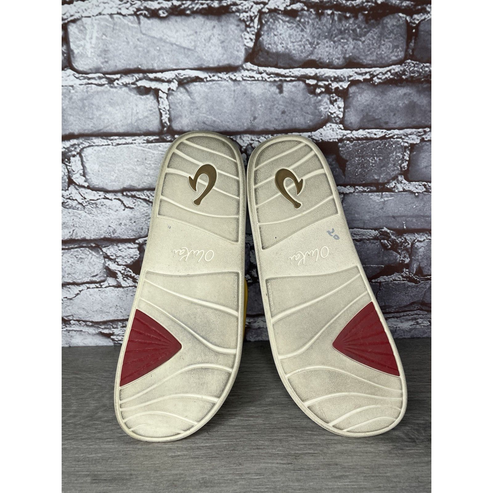 Olukai Olukai Pihapiha Gold Leather Beach Slides Casual Sandals Wom Size US 10 / IT 40 - 22 Thumbnail