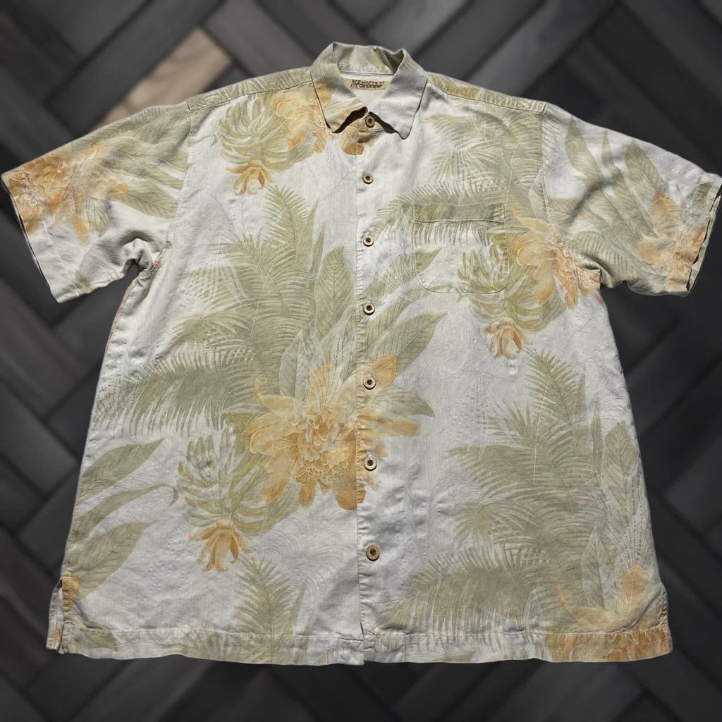 Tommy Bahama Tommy Bahama Mens Large Hawaiian Shirt Beige 100% Silk Tropical Floral Camp Size US L / EU 52-54 / 3 - 1 Thumbnail