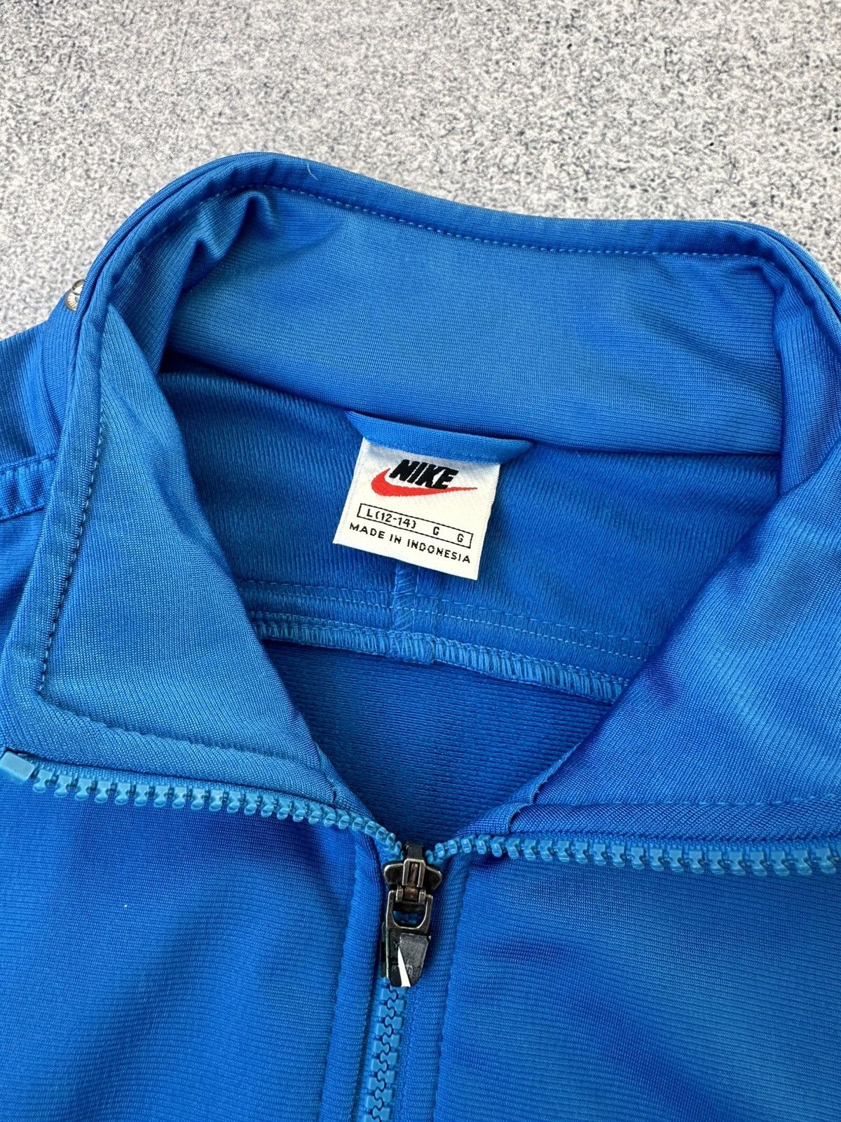 Nike Vintage Nike Blue&Black Tracksuit XS size Youth L (12-14) Size US XS / EU 42 / 0 - 9 Thumbnail