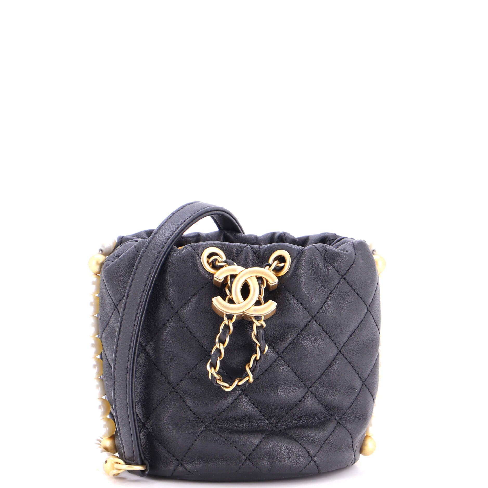 Chanel About Pearls Bucket Bag Size ONE SIZE - 1 Thumbnail