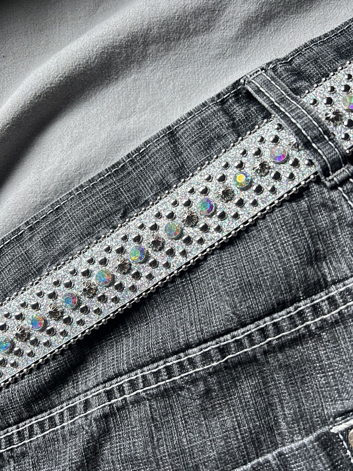 Other Silver Rhinestone Floral Belt Size ONE SIZE - 2 Thumbnail