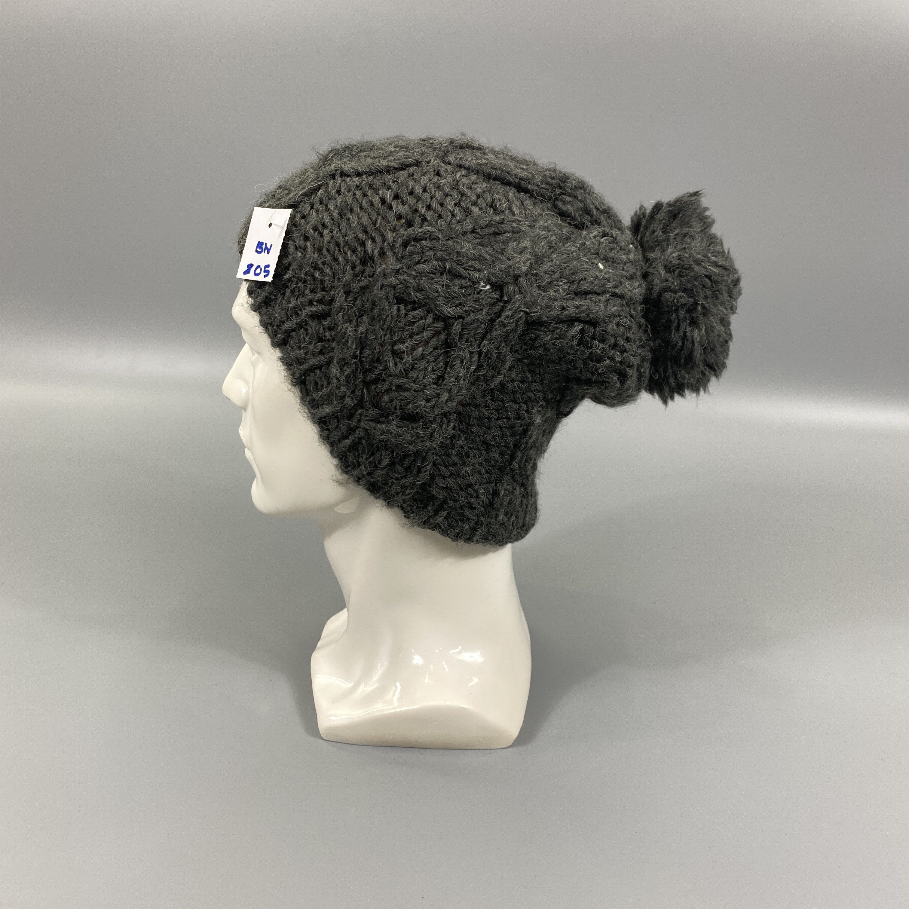 Vintage Knitted Beanie Pom Pom-BN805 Size ONE SIZE - 1 Thumbnail
