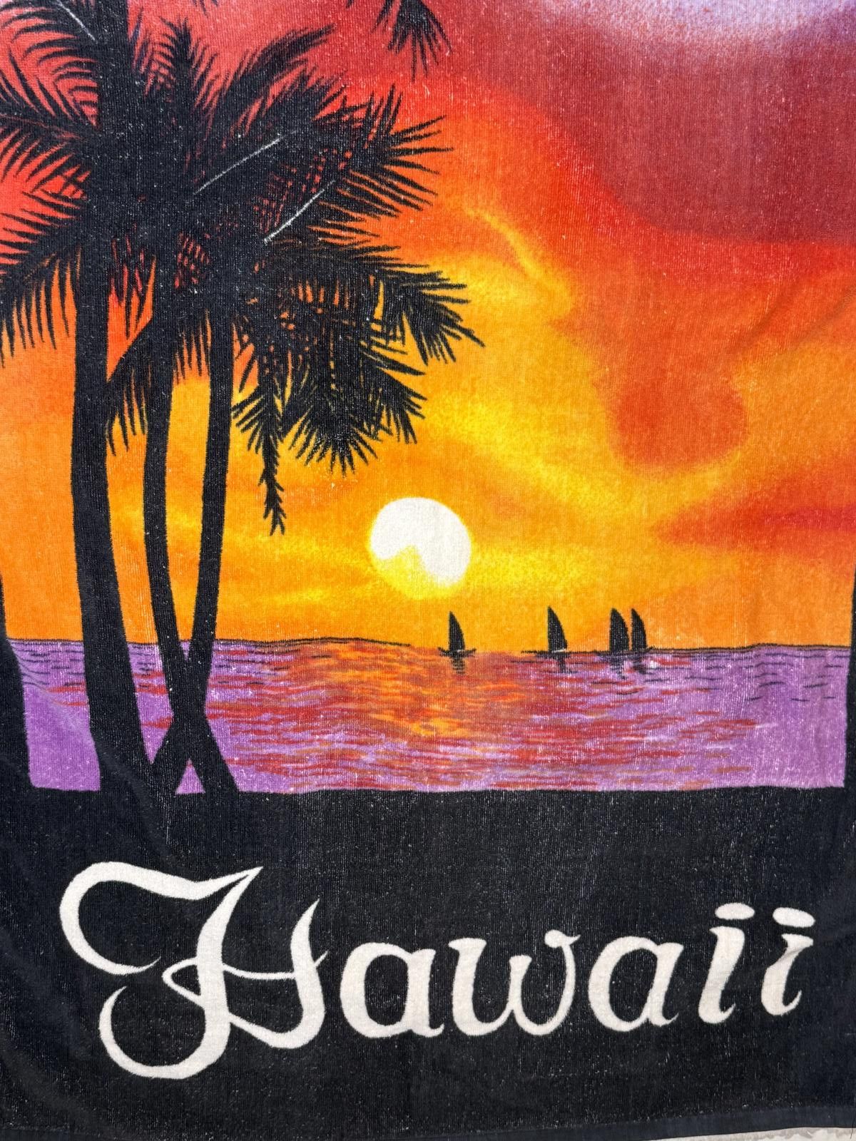 Designer Vintage Hawaii Sunset Beach Towel with Palm Tree Silhouette Size ONE SIZE - 5 Thumbnail