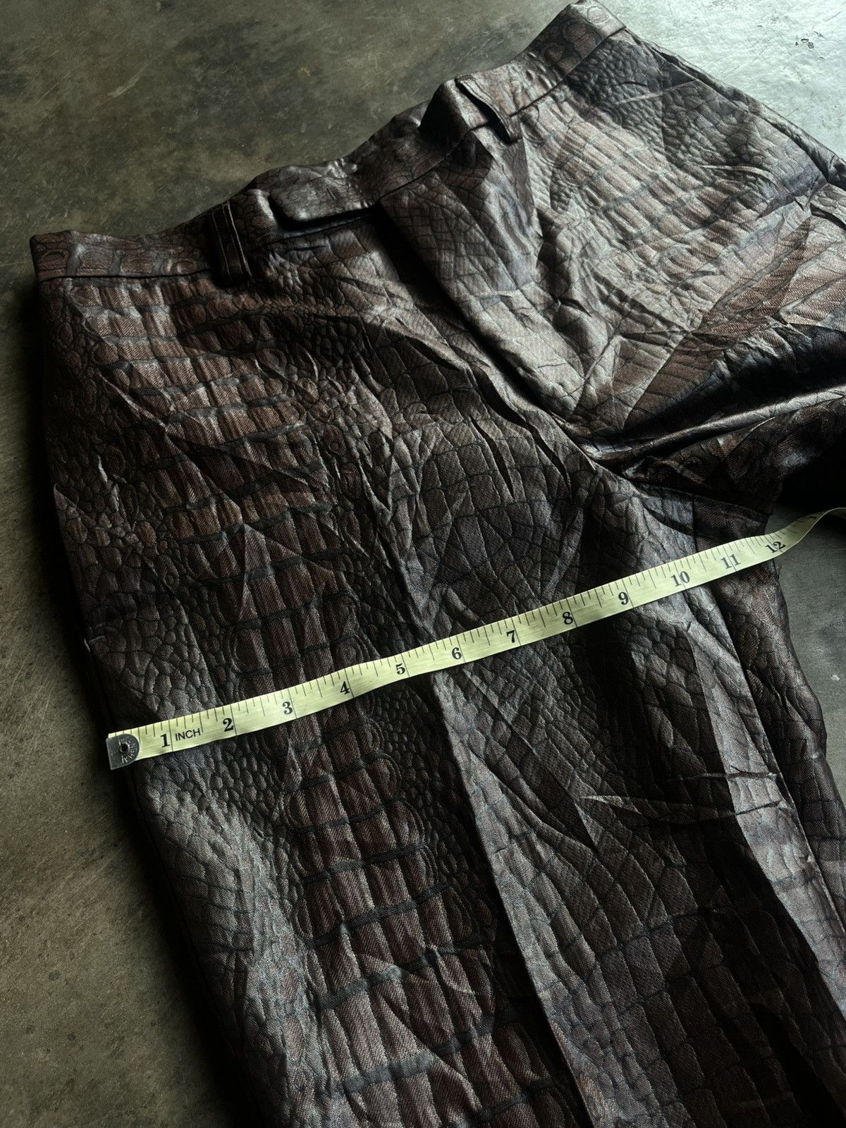 Jean Paul Gaultier JEAN PAUL GAULTIER HOMME JPG CROCODILE LEATHER EFFECT PANTS Size US 30 / EU 46 - 15 Thumbnail