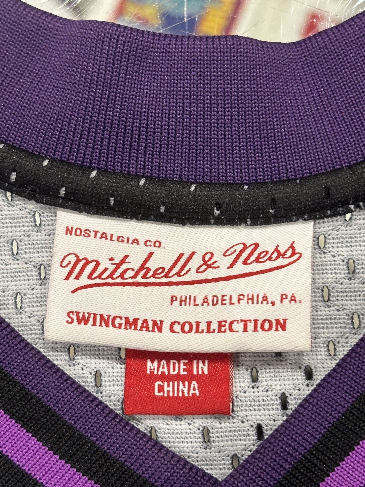 Mitchell & Ness NBA Charlotte Hornets Larry Johnson Jersey Mitchell Ness Size US L / EU 52-54 / 3 - 6 Thumbnail