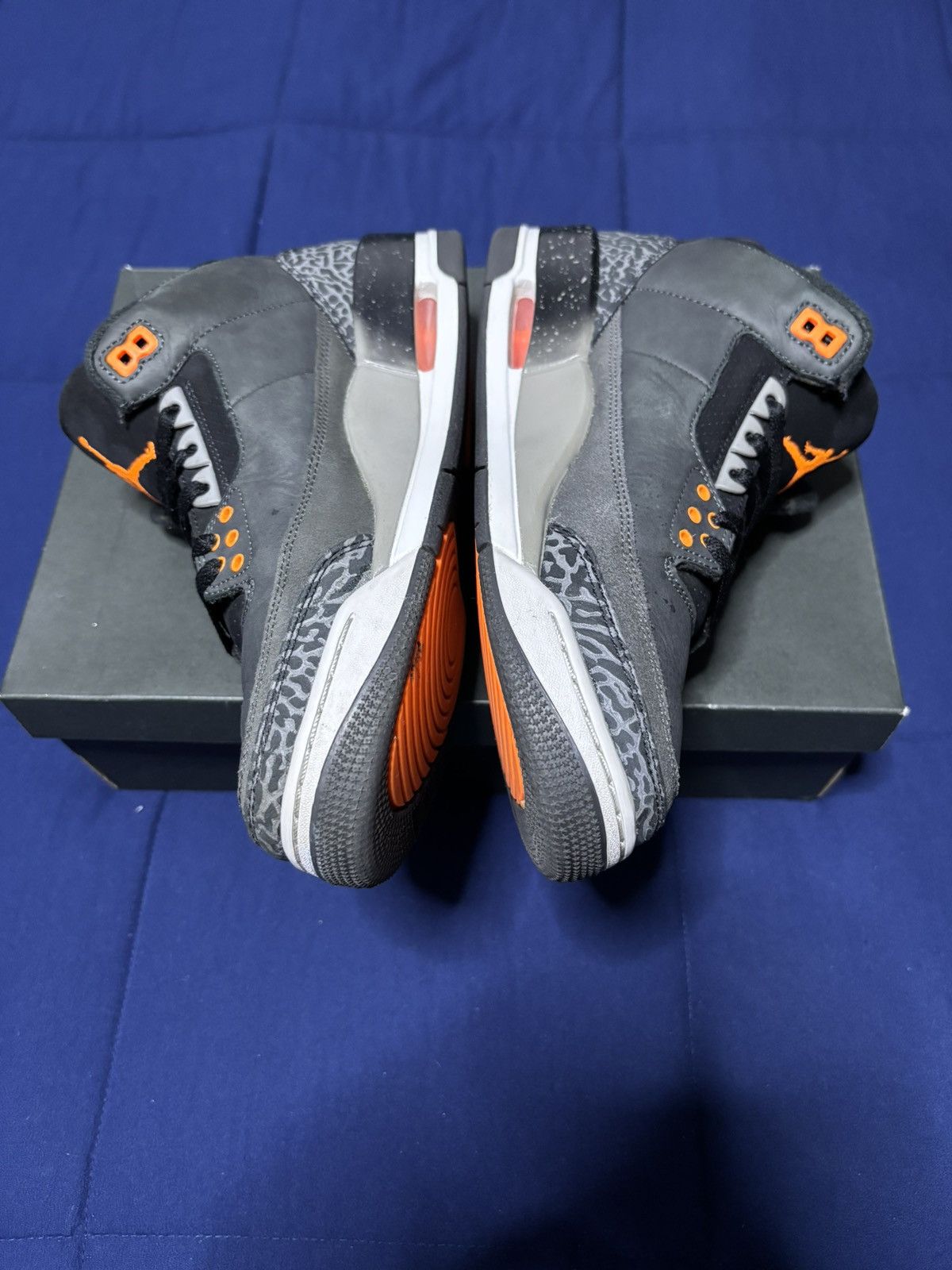 Jordan Brand Jordan 3 Retro Fear 2023 Size 9 Size US 9 / EU 42 - 3 Thumbnail