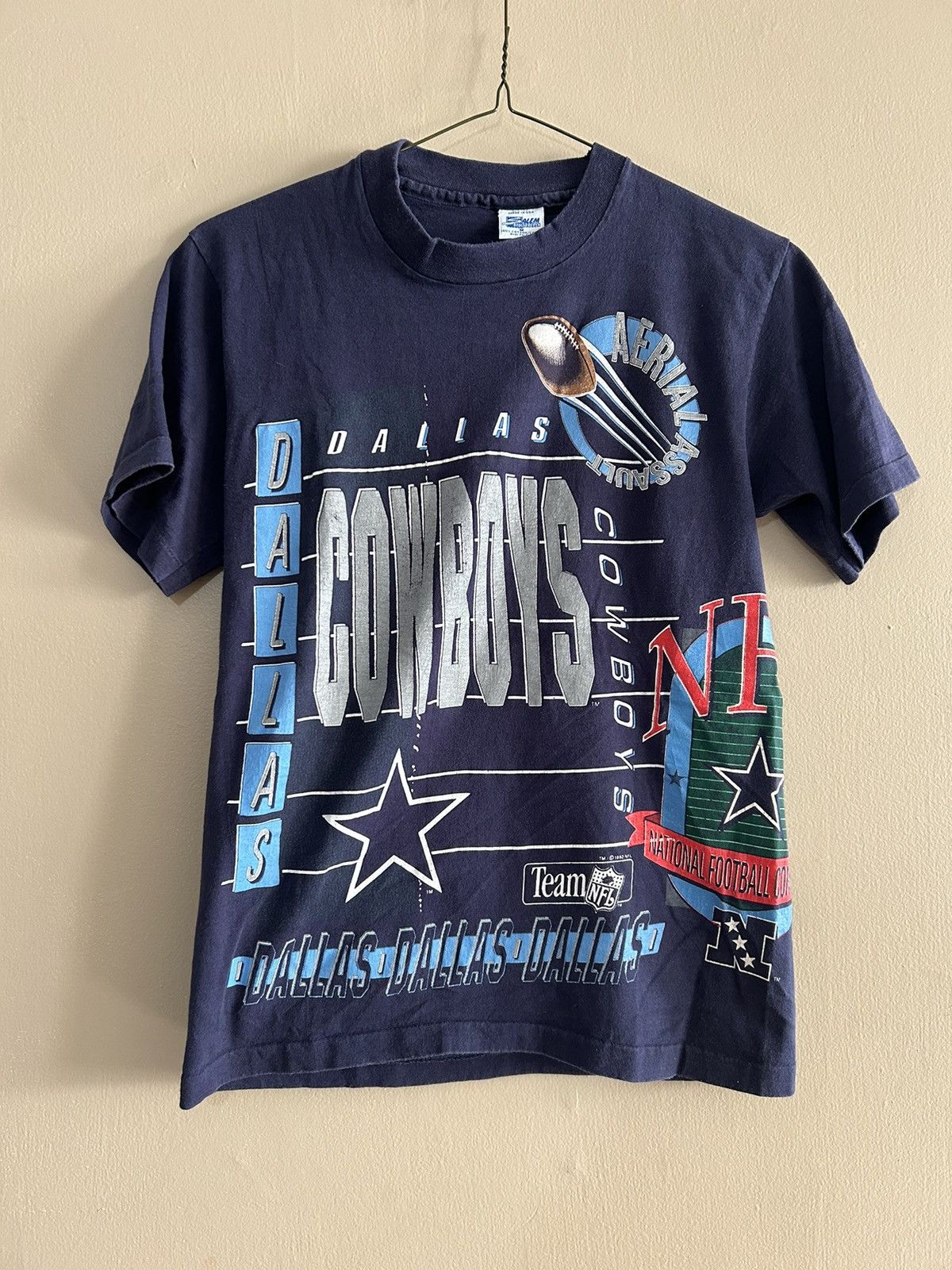 Vintage 1991 Dallas Cowboys Tee All Over Print top Mega Smith Aikmen Sanders Jersey