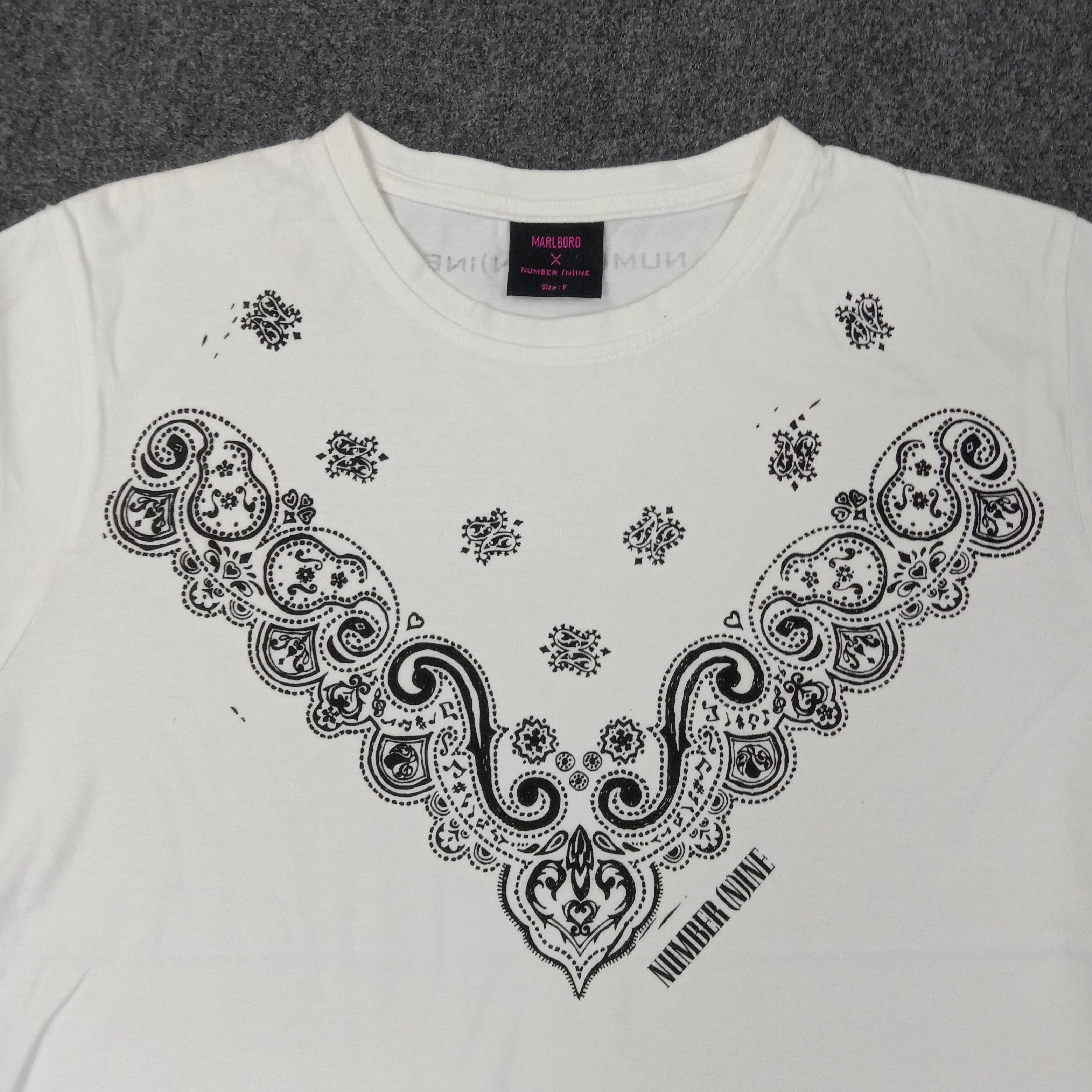 Number (N)ine Number (N)ine X Marlboro Japanese Brand Tshirt C223N43 Size US L / EU 52-54 / 3 - 2 Thumbnail