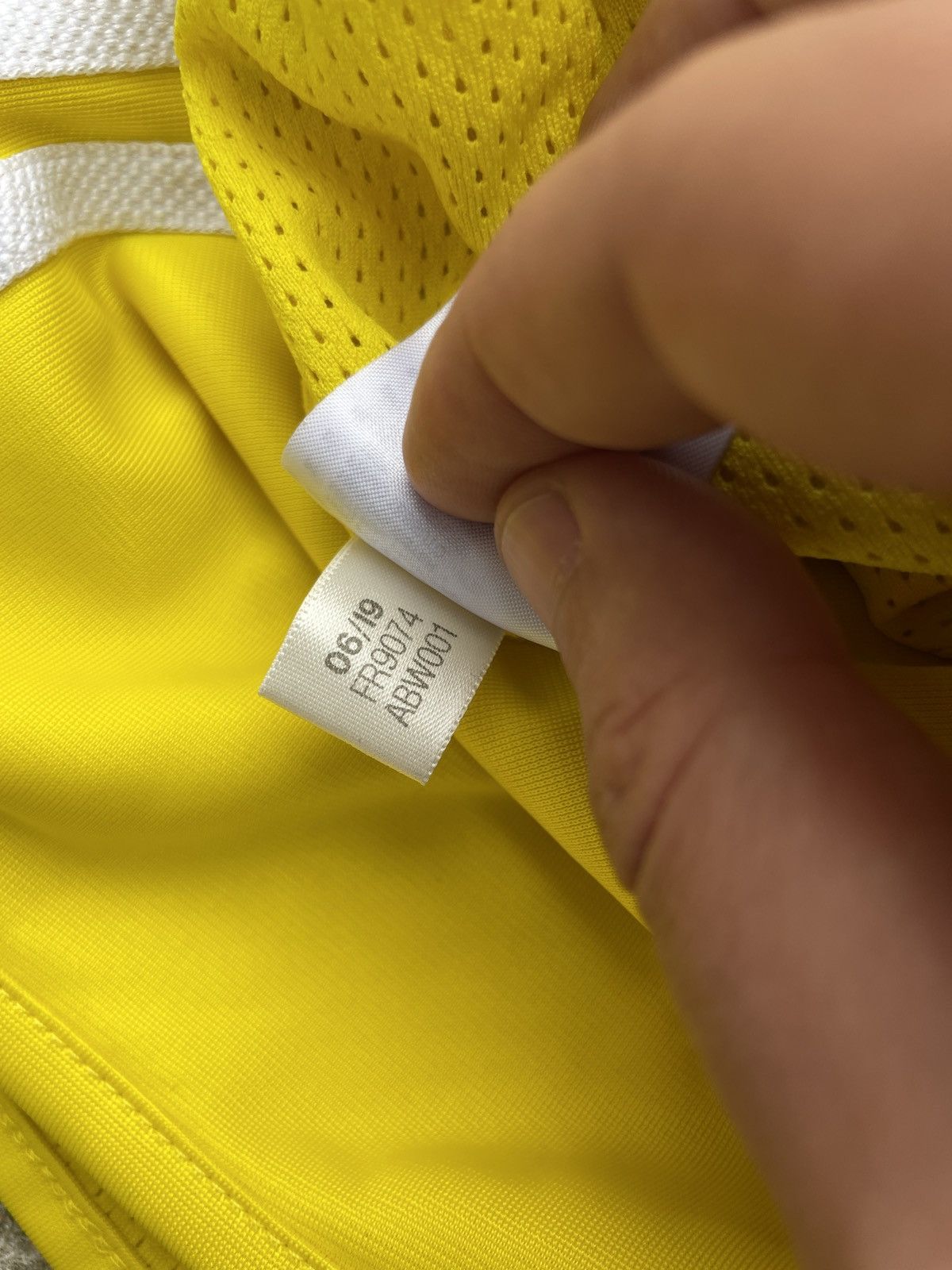 Adidas × Pharrell Vintage Adidas Pharrell Williams Drill Y2K Designer Shorts Size 32" / US 10 / IT 46 - 10 Thumbnail